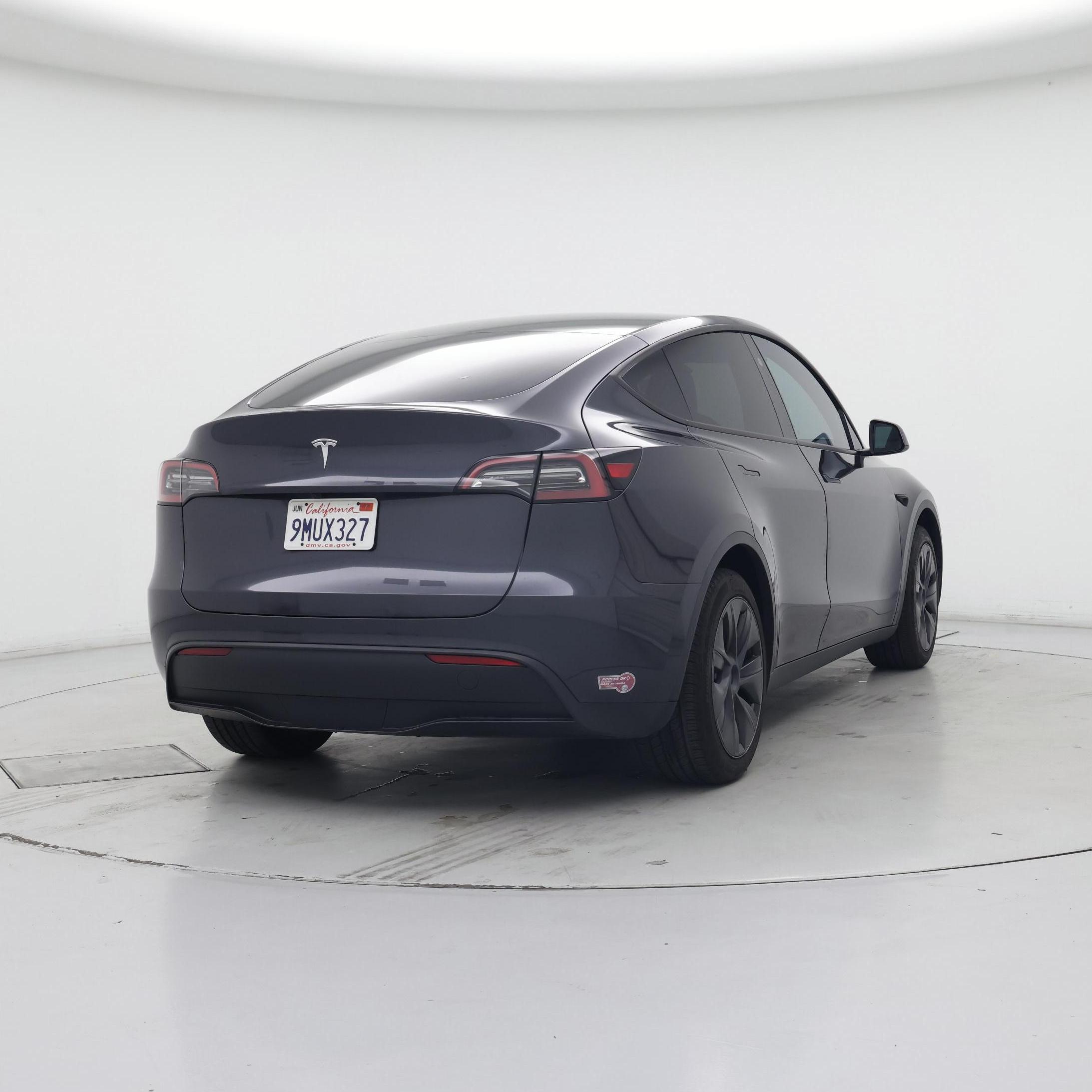 Thumbnail: 2024 Tesla Model Y - 8