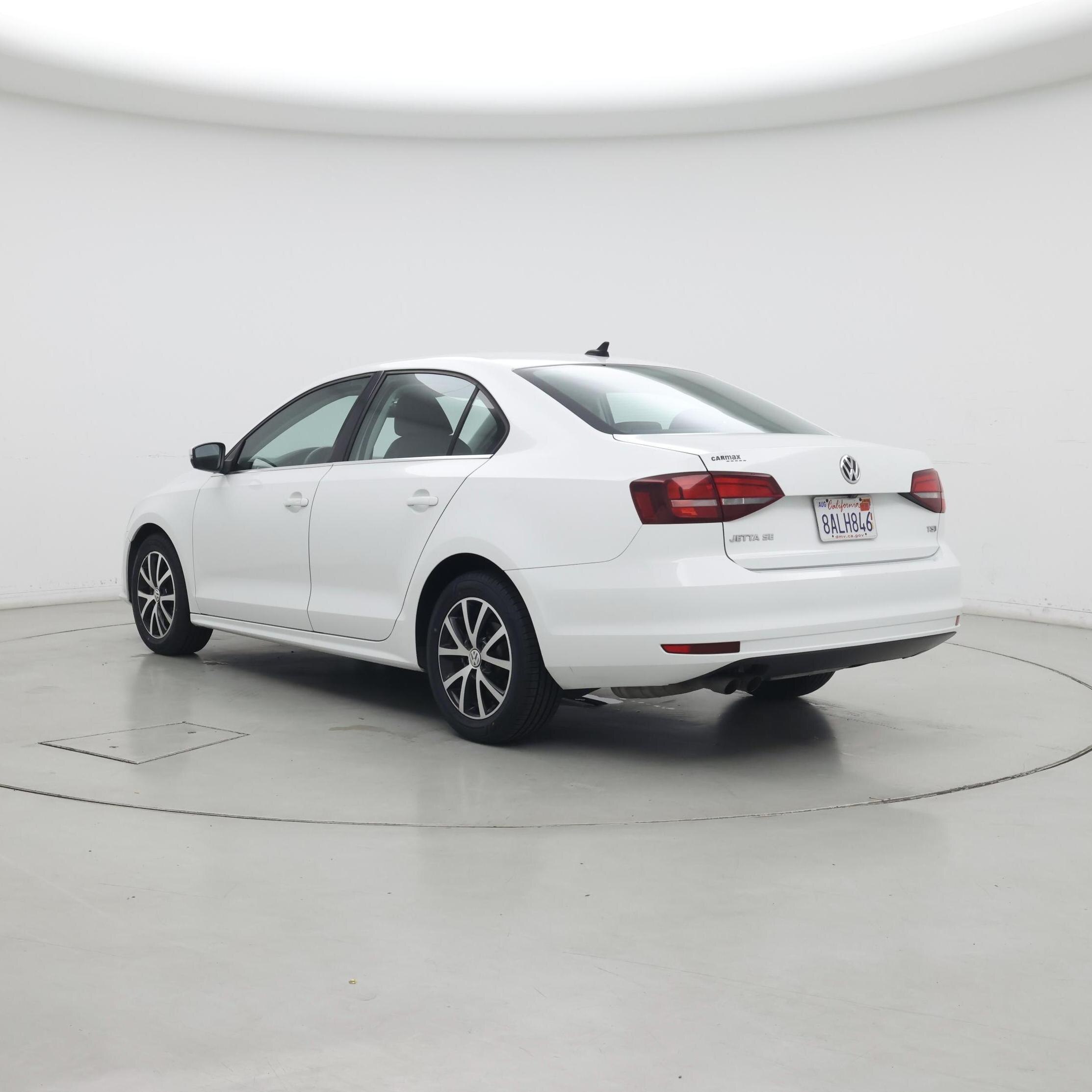 Thumbnail: 2017 Volkswagen Jetta - 2