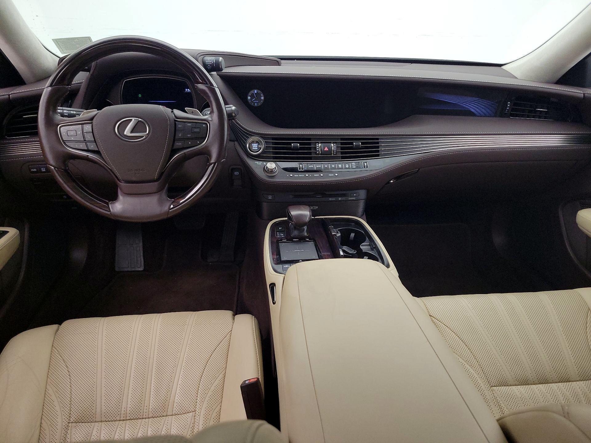 Thumbnail: 2019 Lexus LS - 9