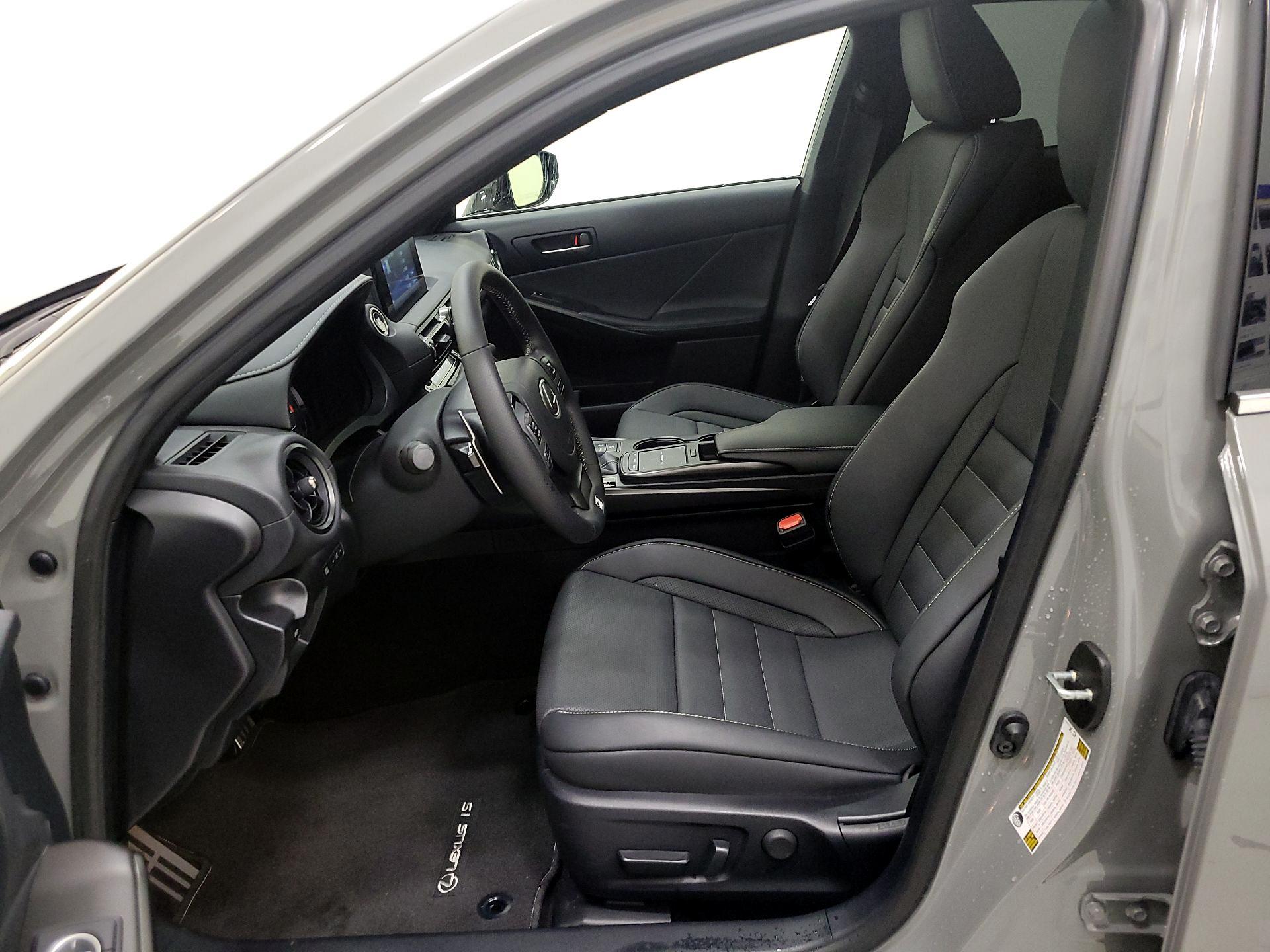 Thumbnail: 2024 Lexus IS - 9