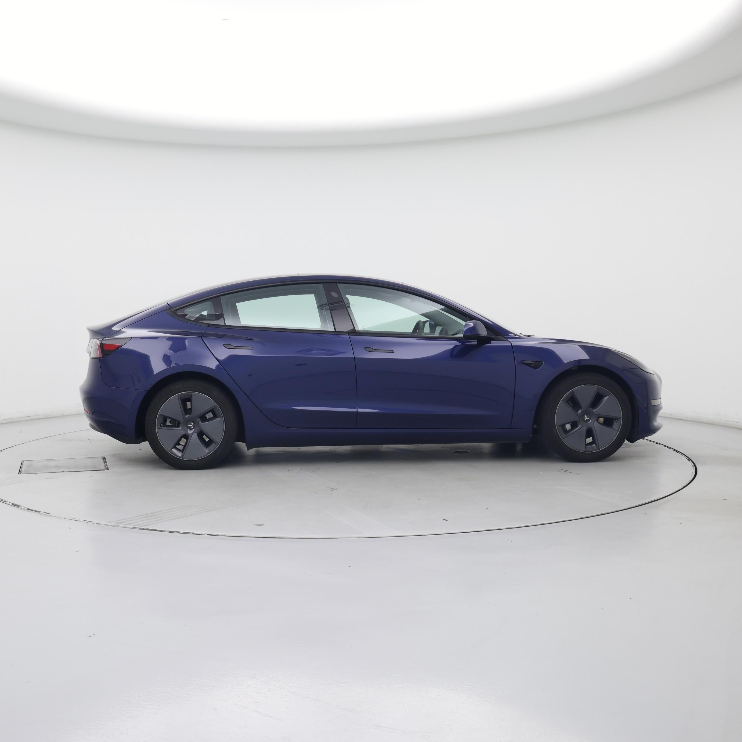 Thumbnail: 2023 Tesla Model 3 - 7