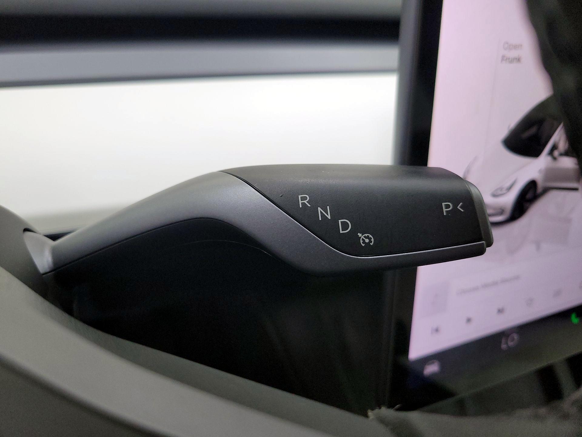 Thumbnail: 2023 Tesla Model 3 - 17