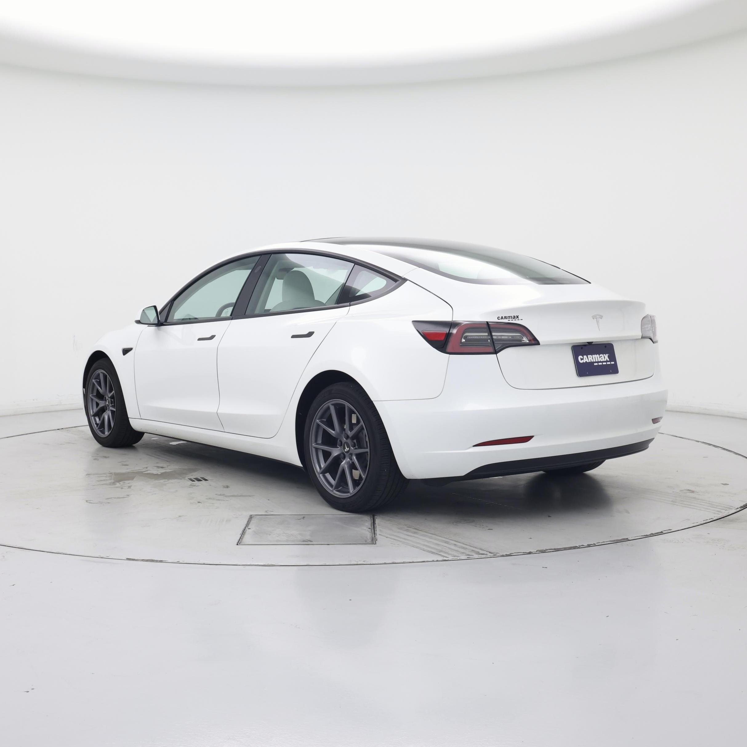 Thumbnail: 2023 Tesla Model 3 - 2