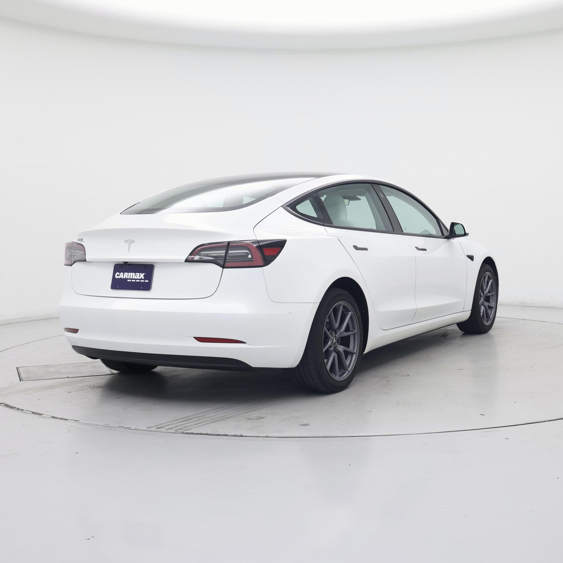 Thumbnail: 2023 Tesla Model 3 - 8