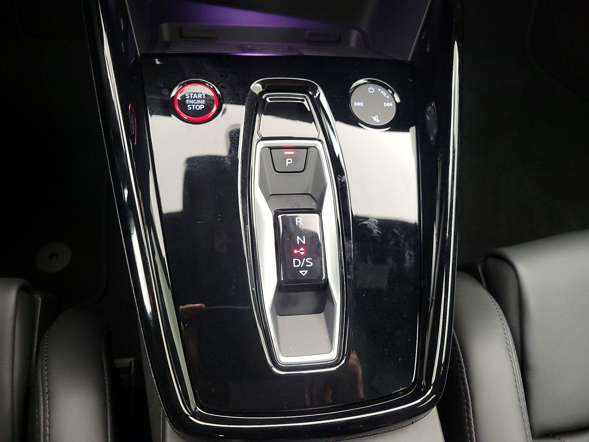 Thumbnail: 2026 Audi RS 3 - 18