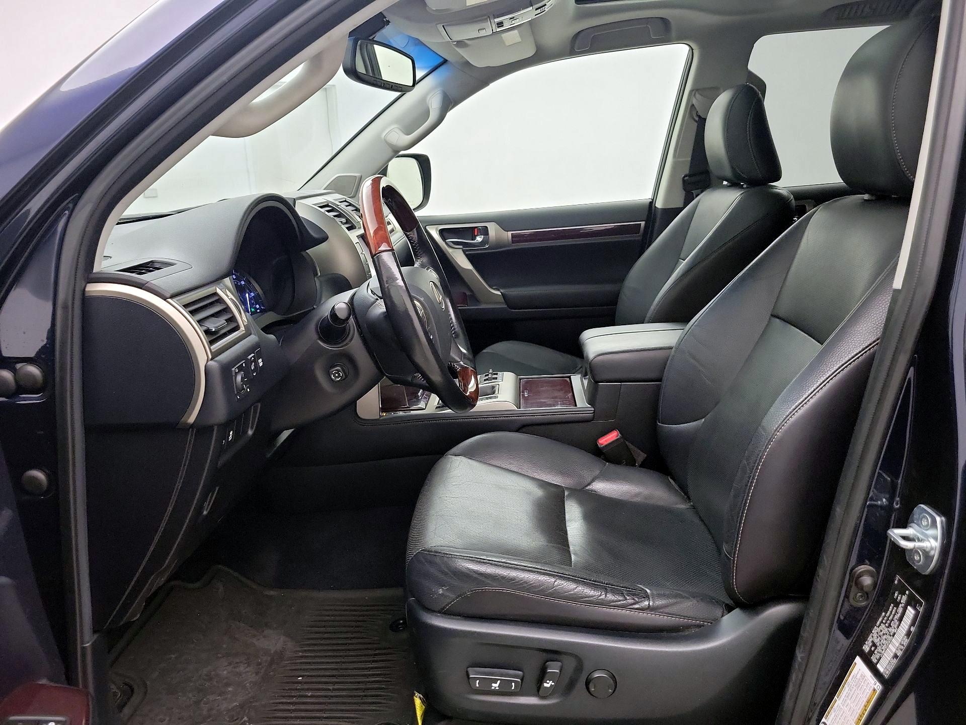 Thumbnail: 2018 Lexus GX - 11