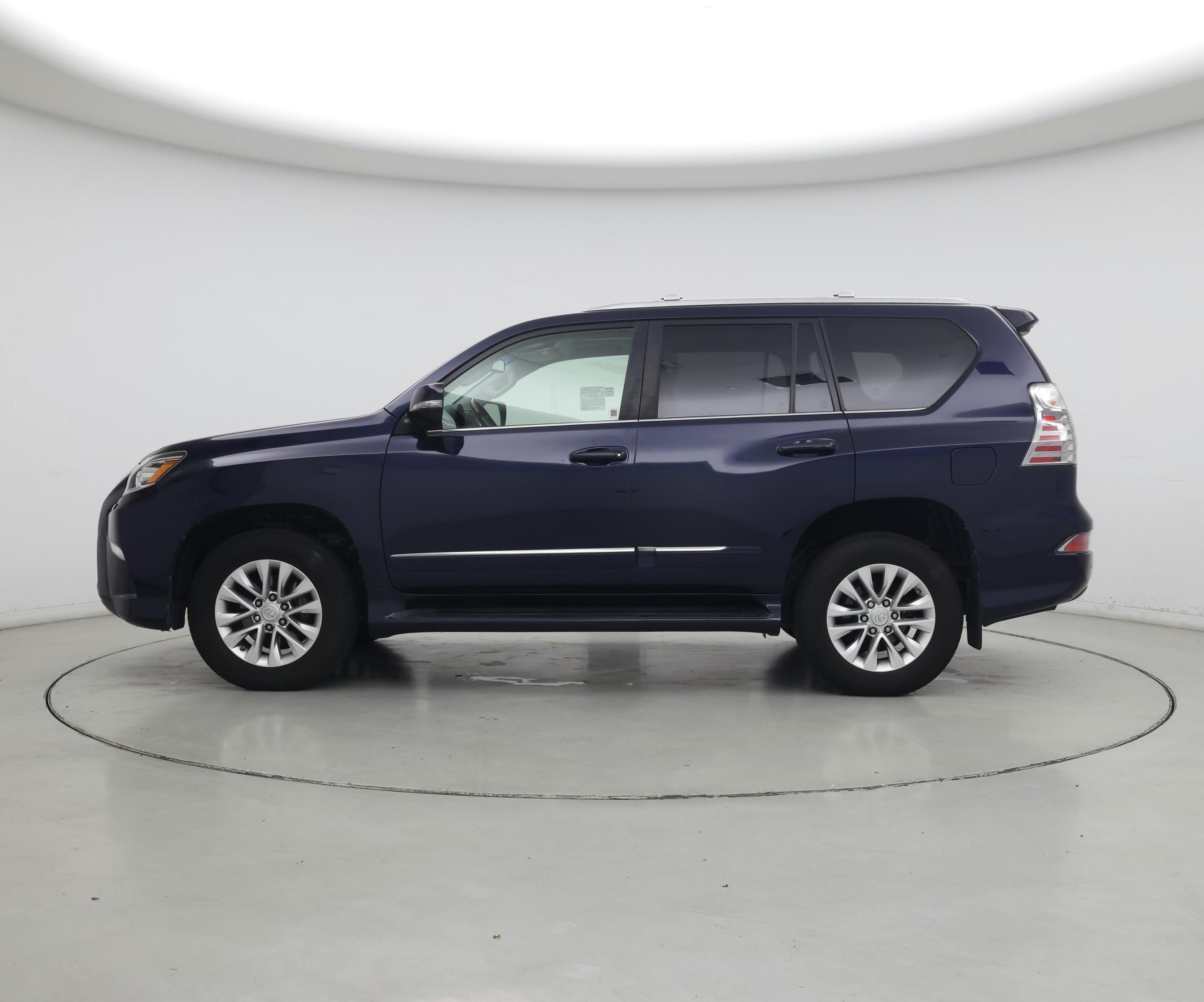 Thumbnail: 2018 Lexus GX - 3