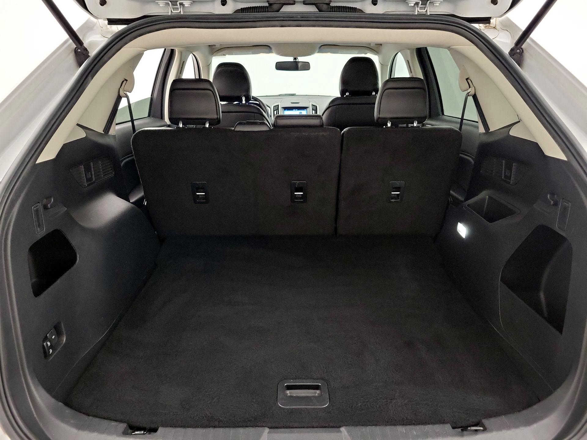 Thumbnail: 2016 Ford Edge - 20