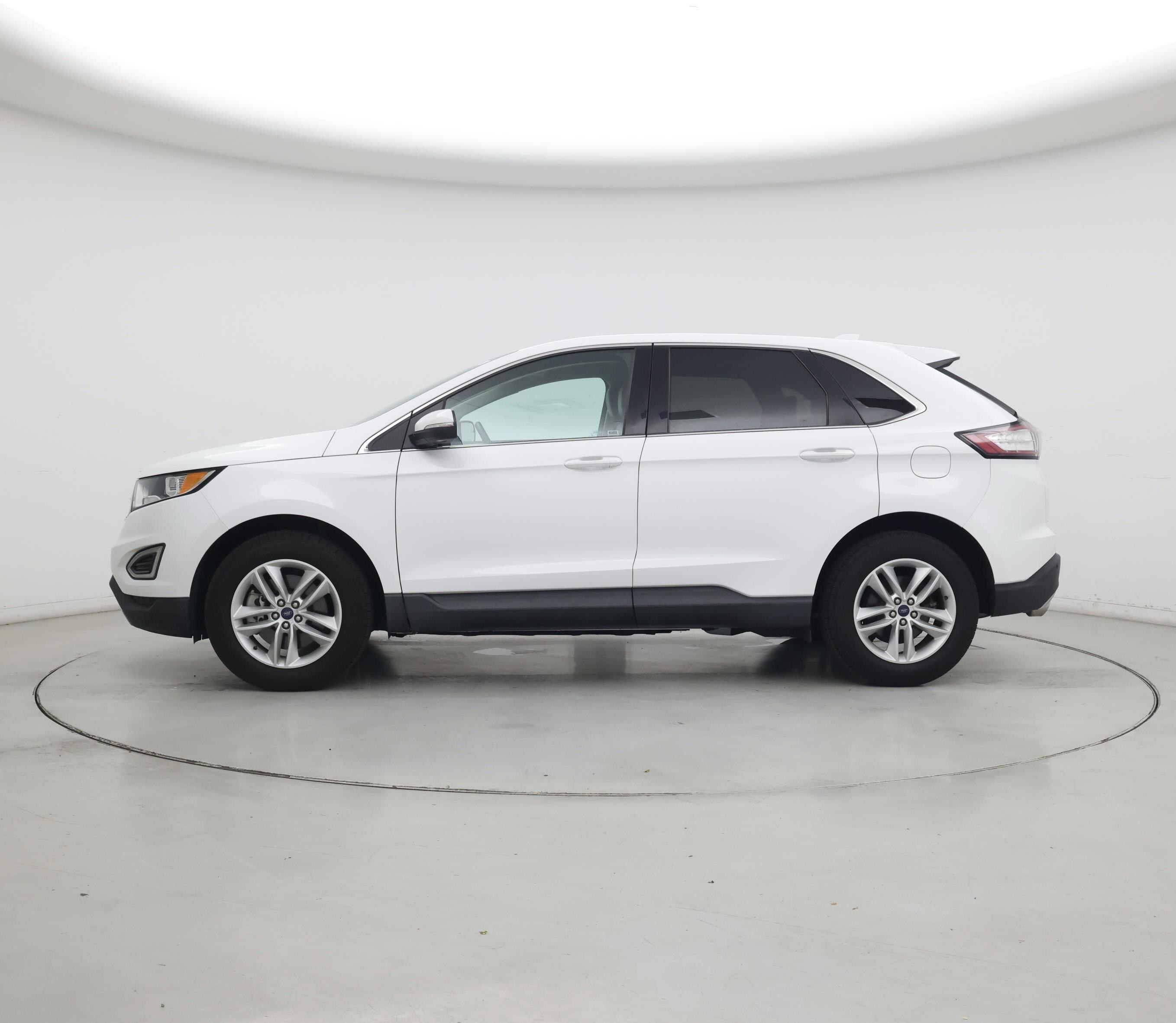 Thumbnail: 2016 Ford Edge - 3