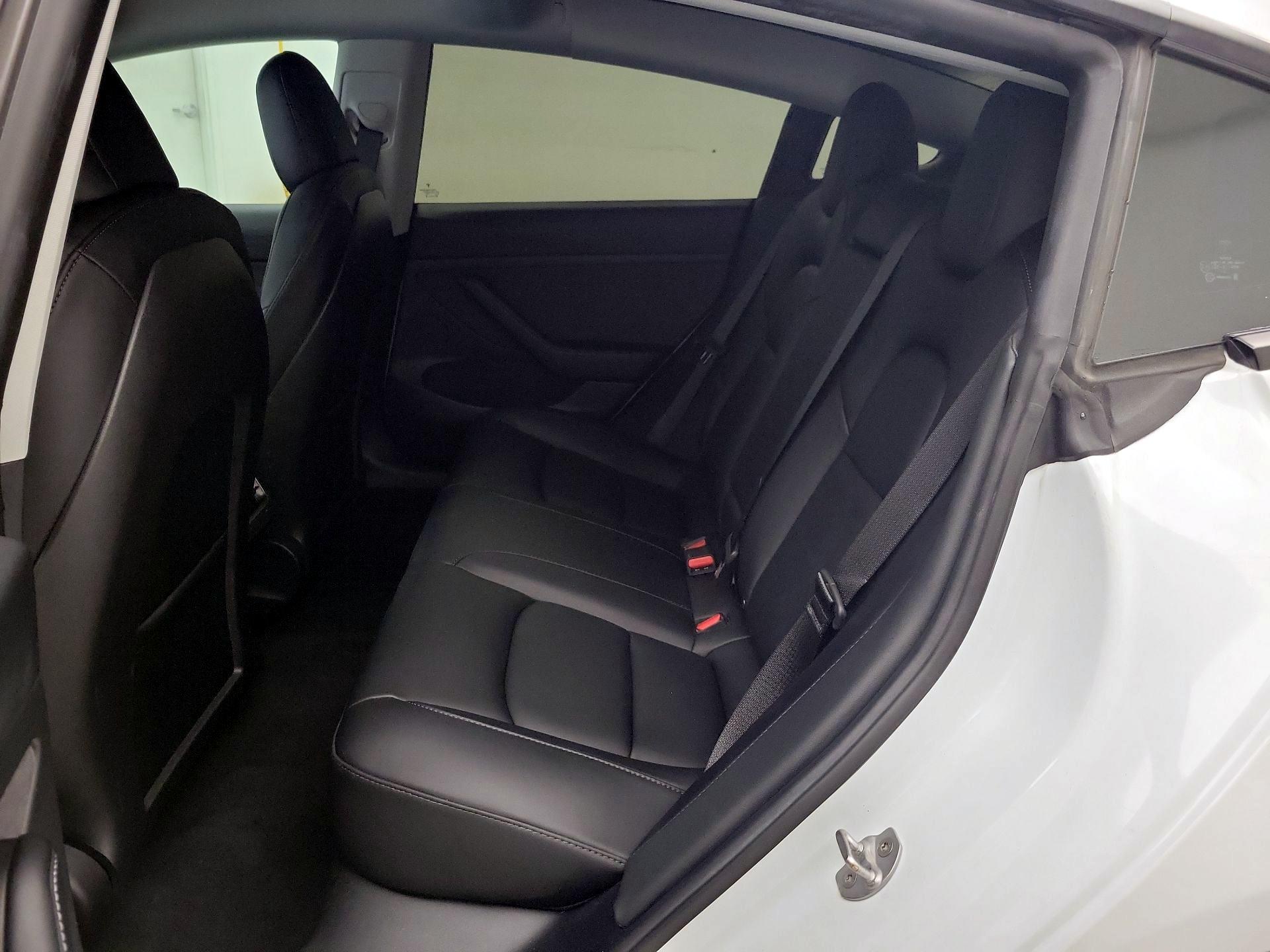 Thumbnail: 2021 Tesla Model 3 - 20