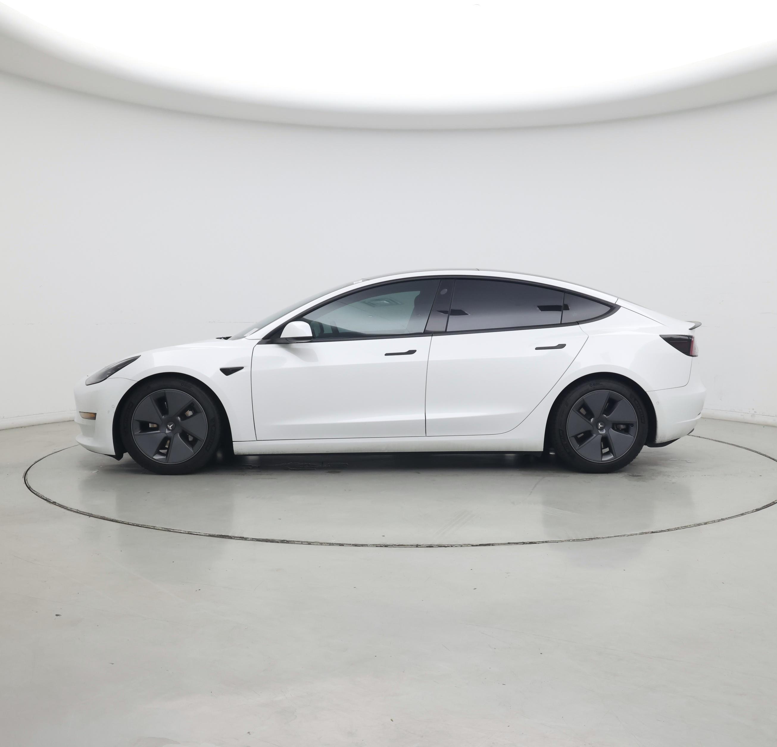Thumbnail: 2021 Tesla Model 3 - 3