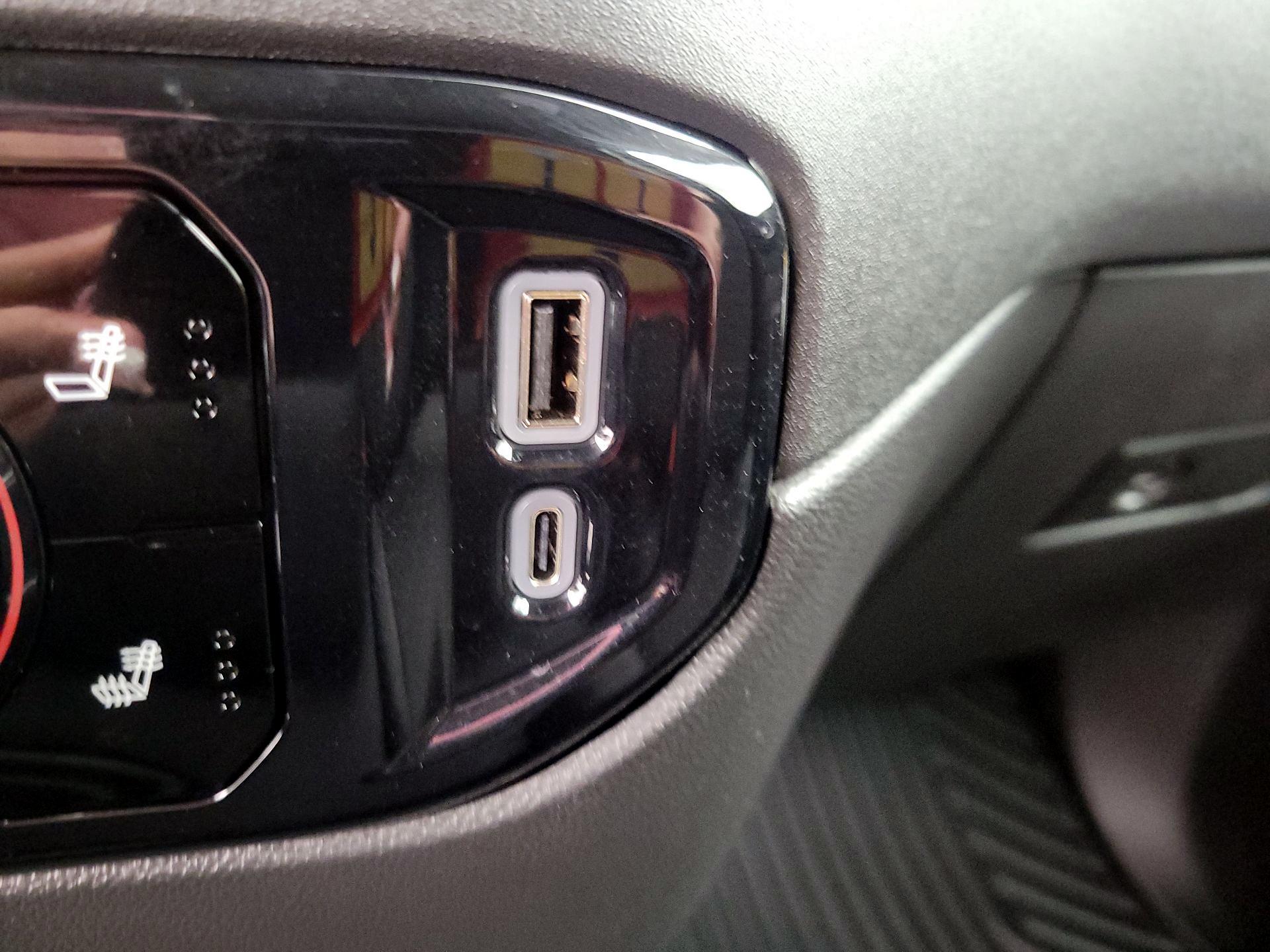 Thumbnail: 2025 GMC Sierra 1500 - 18