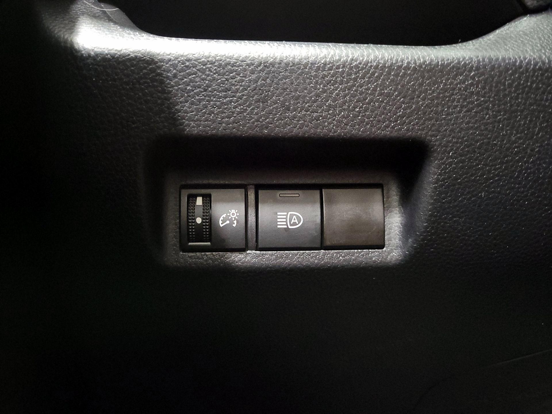Thumbnail: 2023 Toyota RAV4 - 13