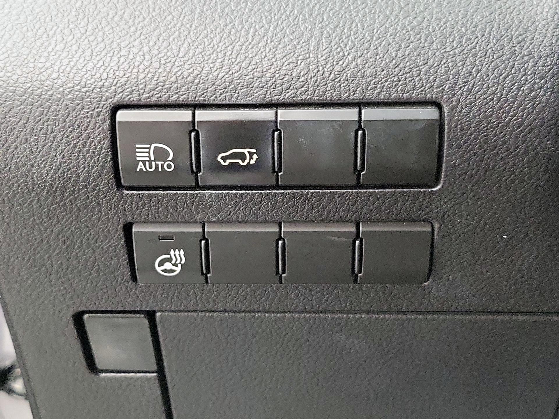 Thumbnail: 2017 Lexus RX - 13