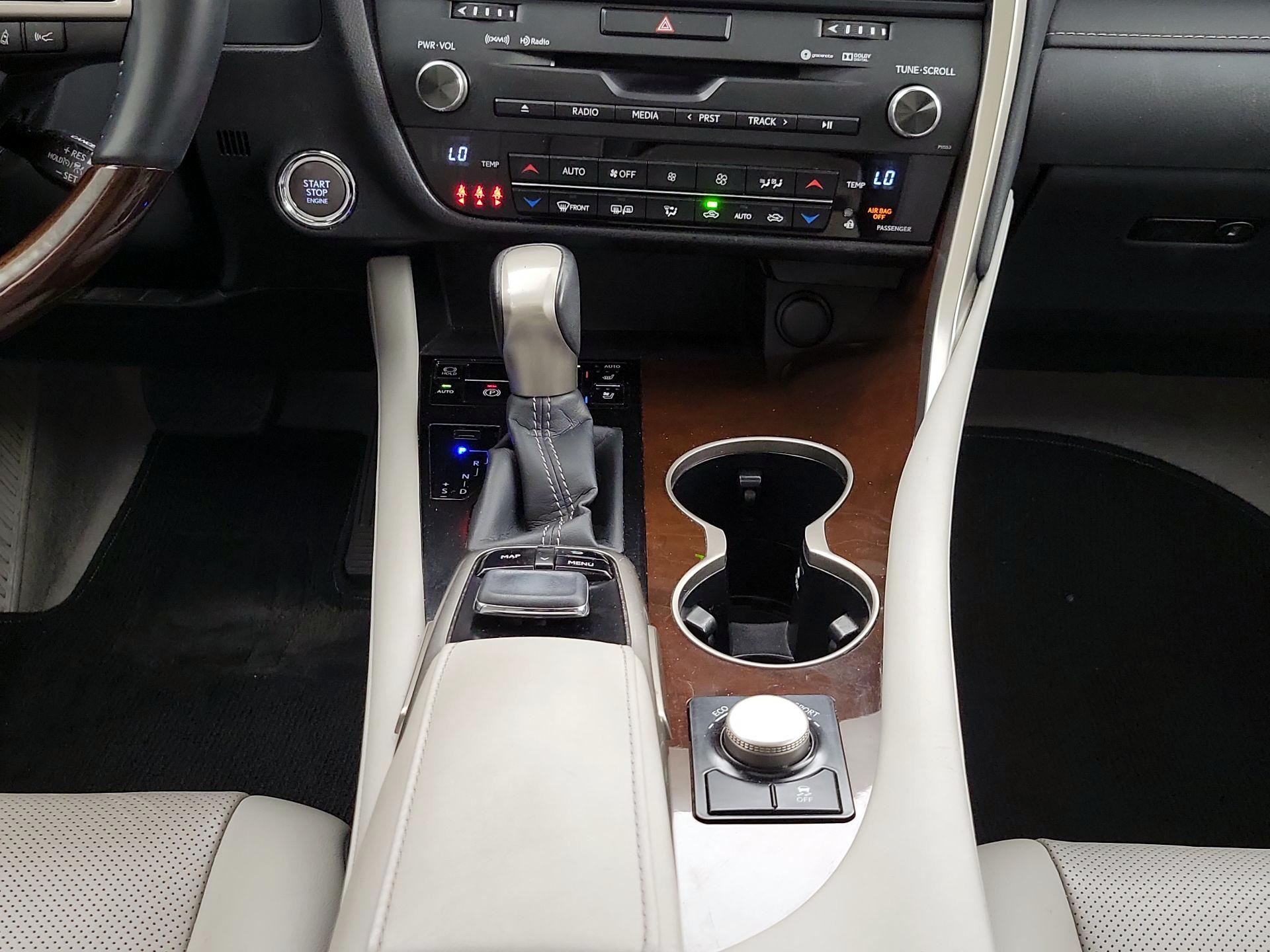 Thumbnail: 2017 Lexus RX - 18