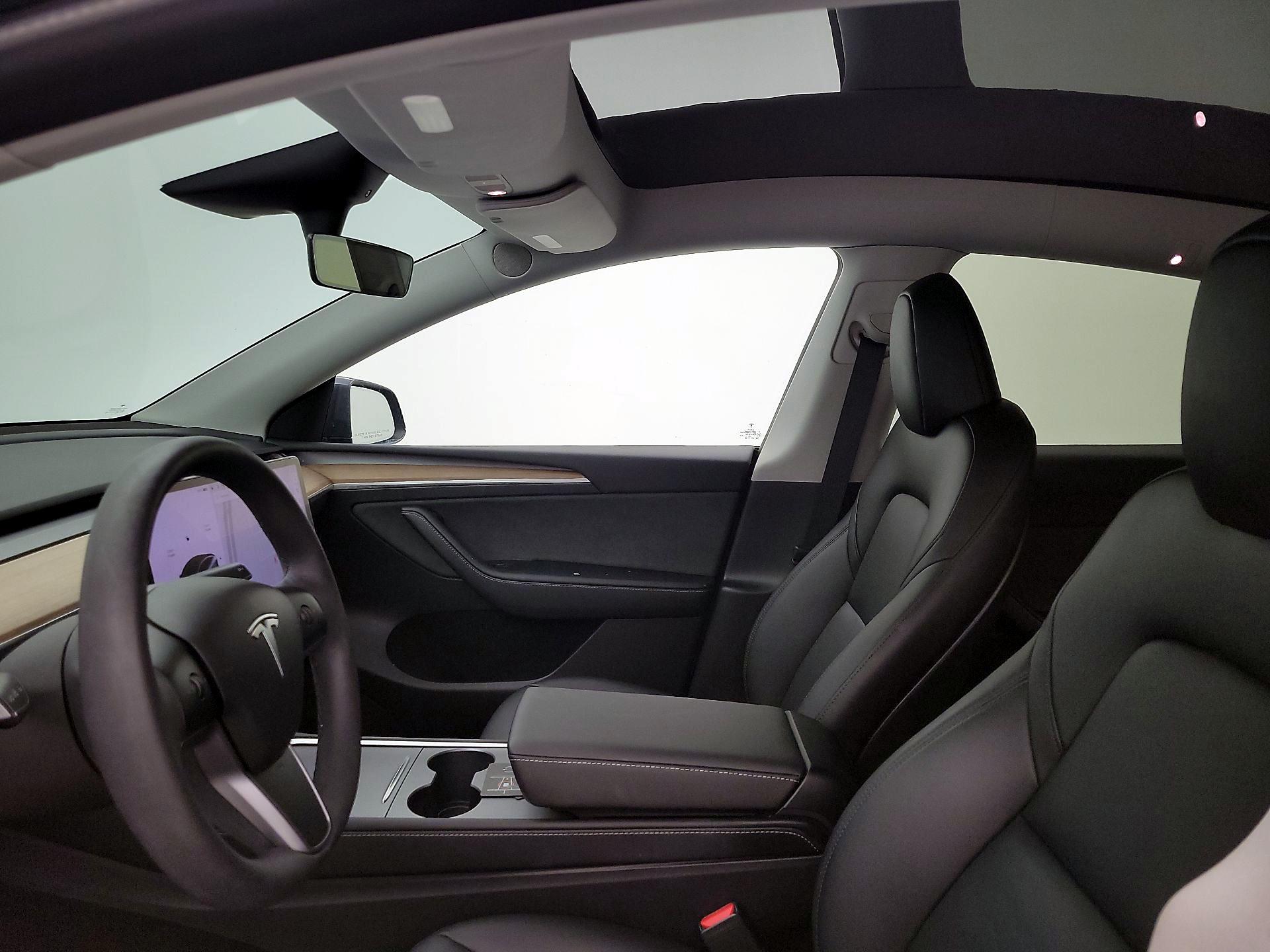 Thumbnail: 2023 Tesla Model Y - 19