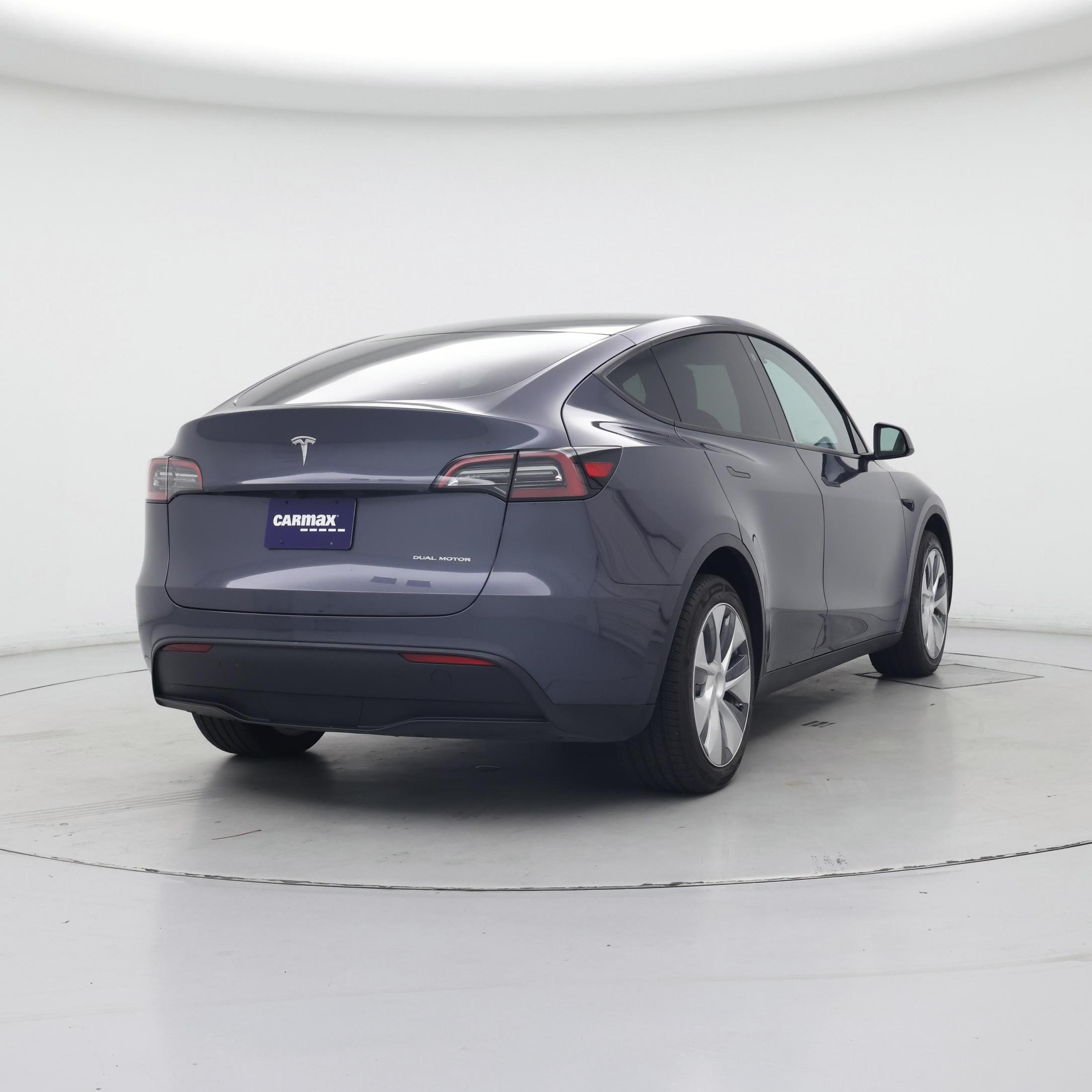 Thumbnail: 2023 Tesla Model Y - 8