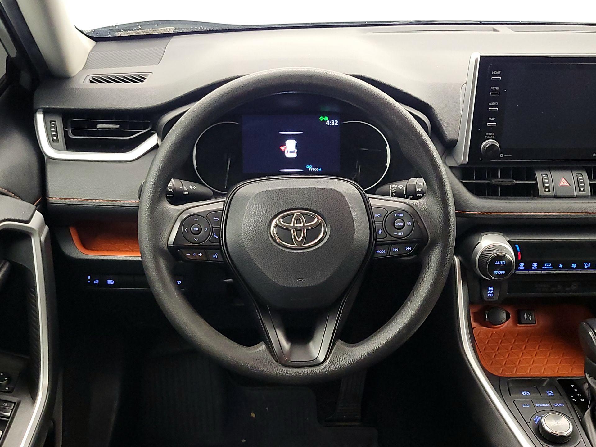 Thumbnail: 2019 Toyota RAV4 - 10