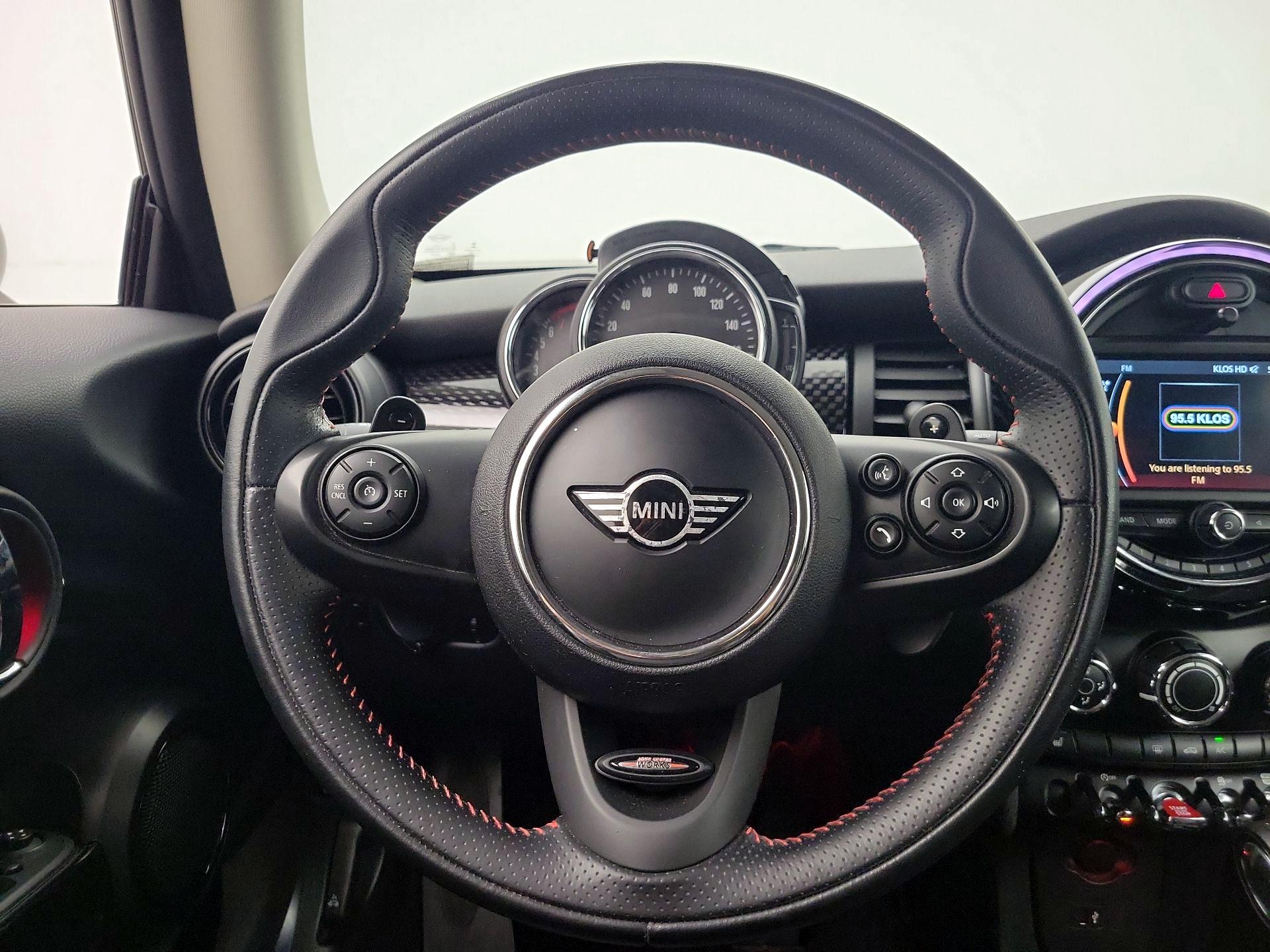 Thumbnail: 2019 MINI Cooper Hardtop - 10