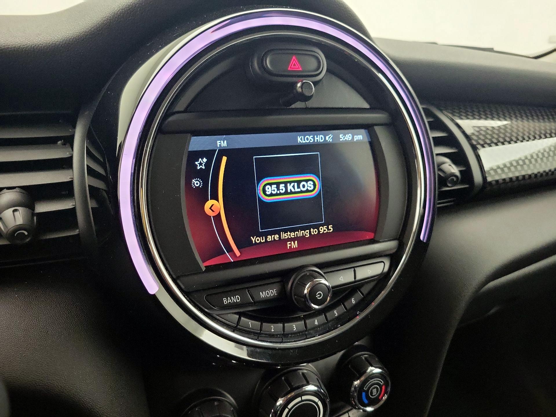 Thumbnail: 2019 MINI Cooper Hardtop - 15