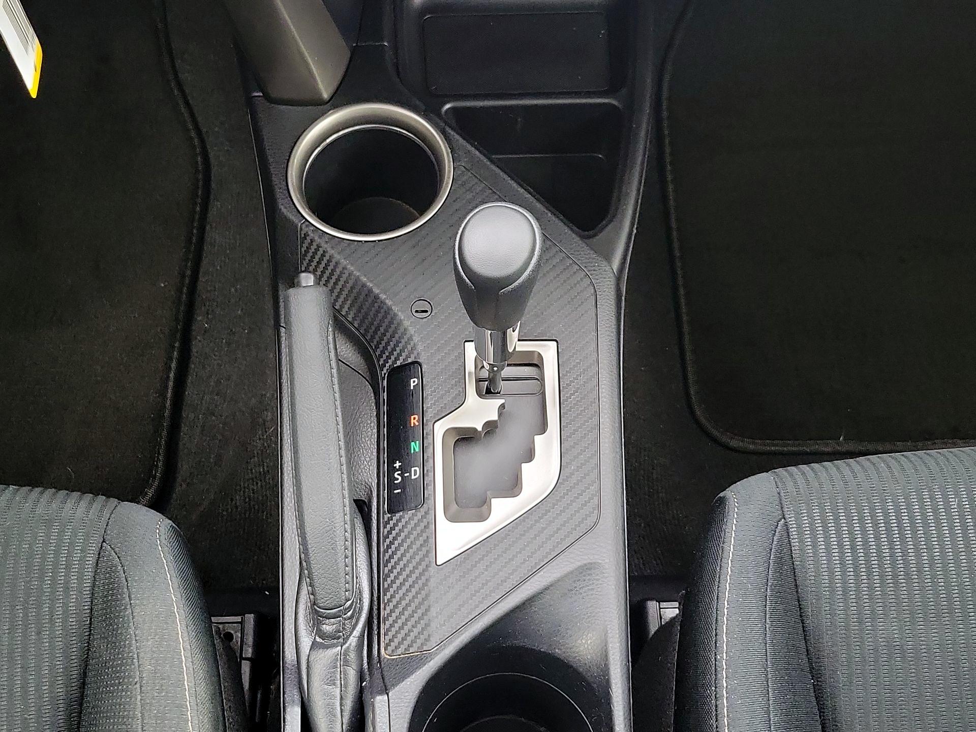 Thumbnail: 2015 Toyota RAV4 - 18