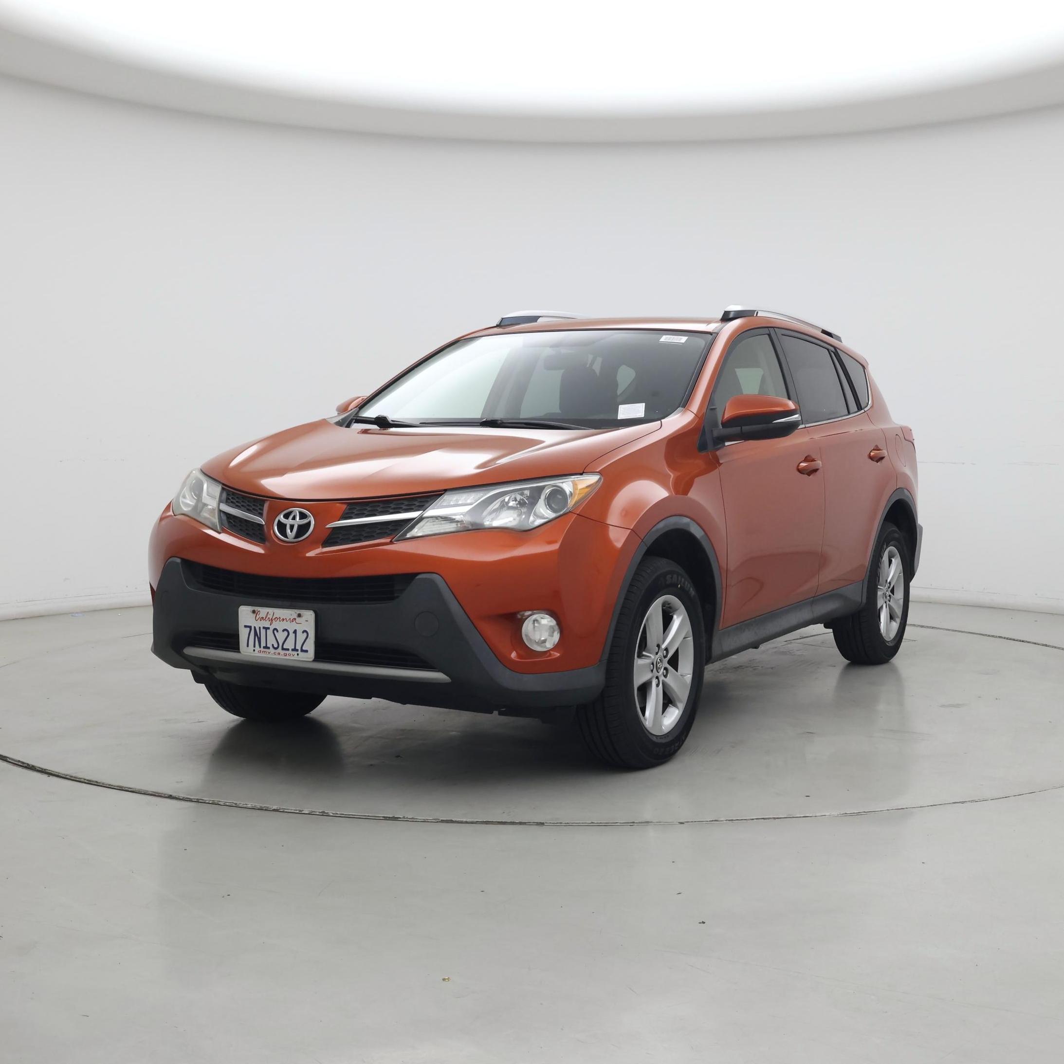 Thumbnail: 2015 Toyota RAV4 - 4