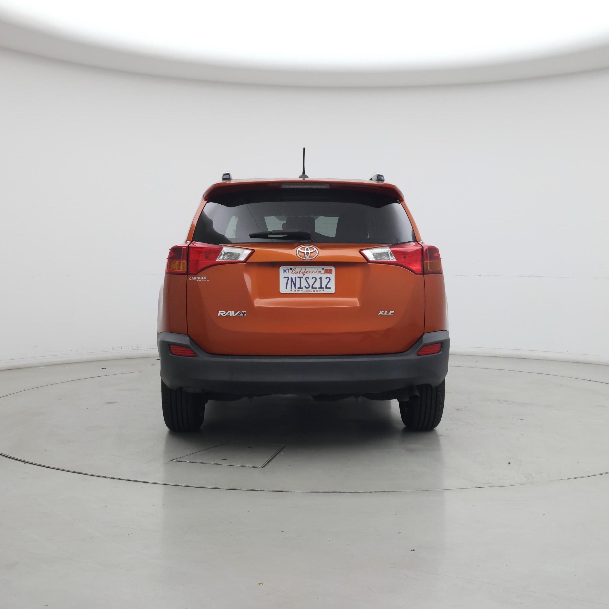 Thumbnail: 2015 Toyota RAV4 - 6
