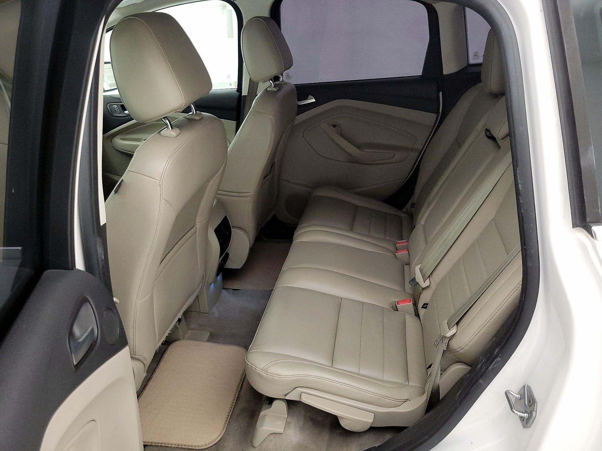 Thumbnail: 2016 Ford C-Max - 18