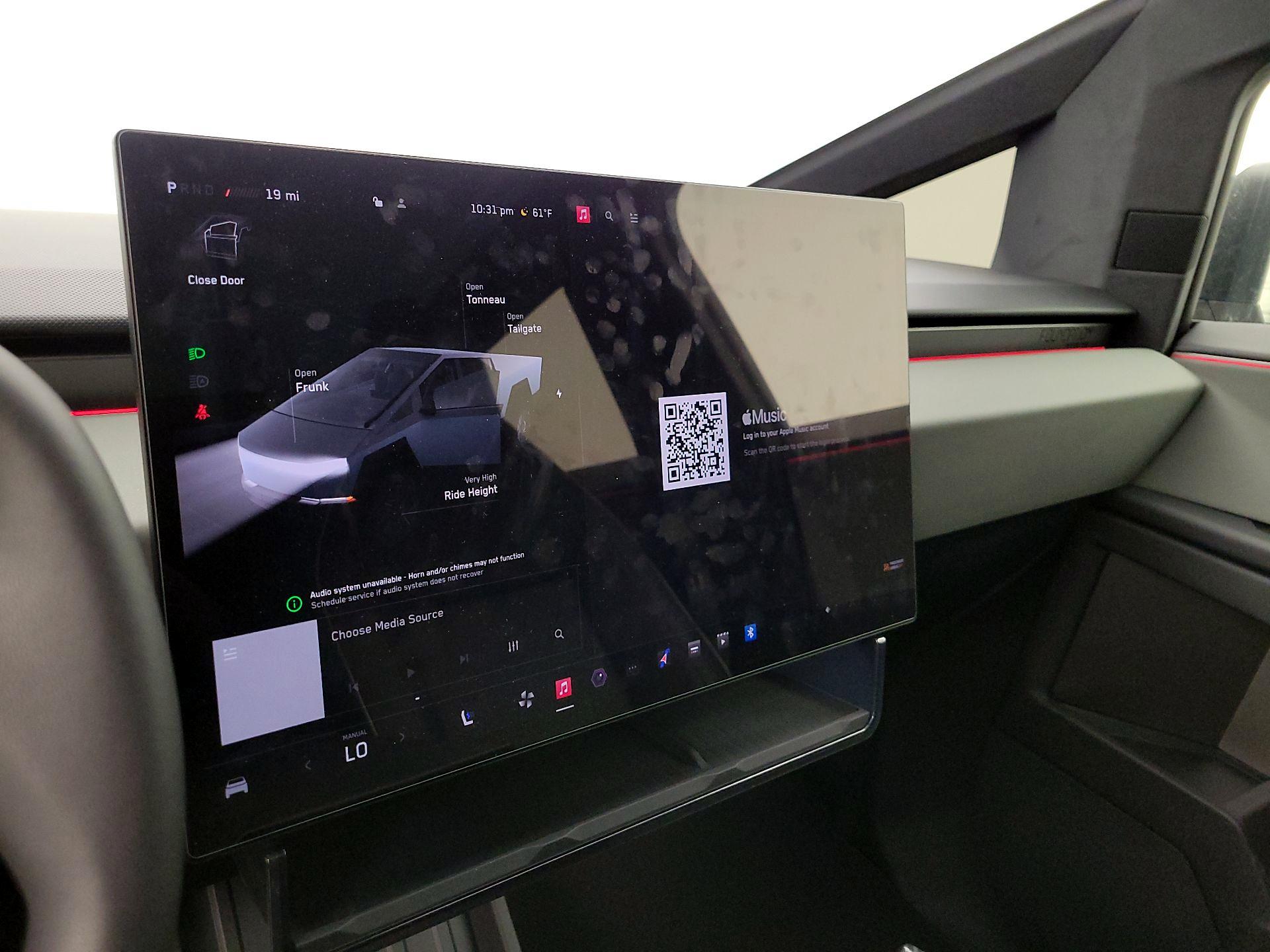 Thumbnail: 2024 Tesla Cybertruck - 13