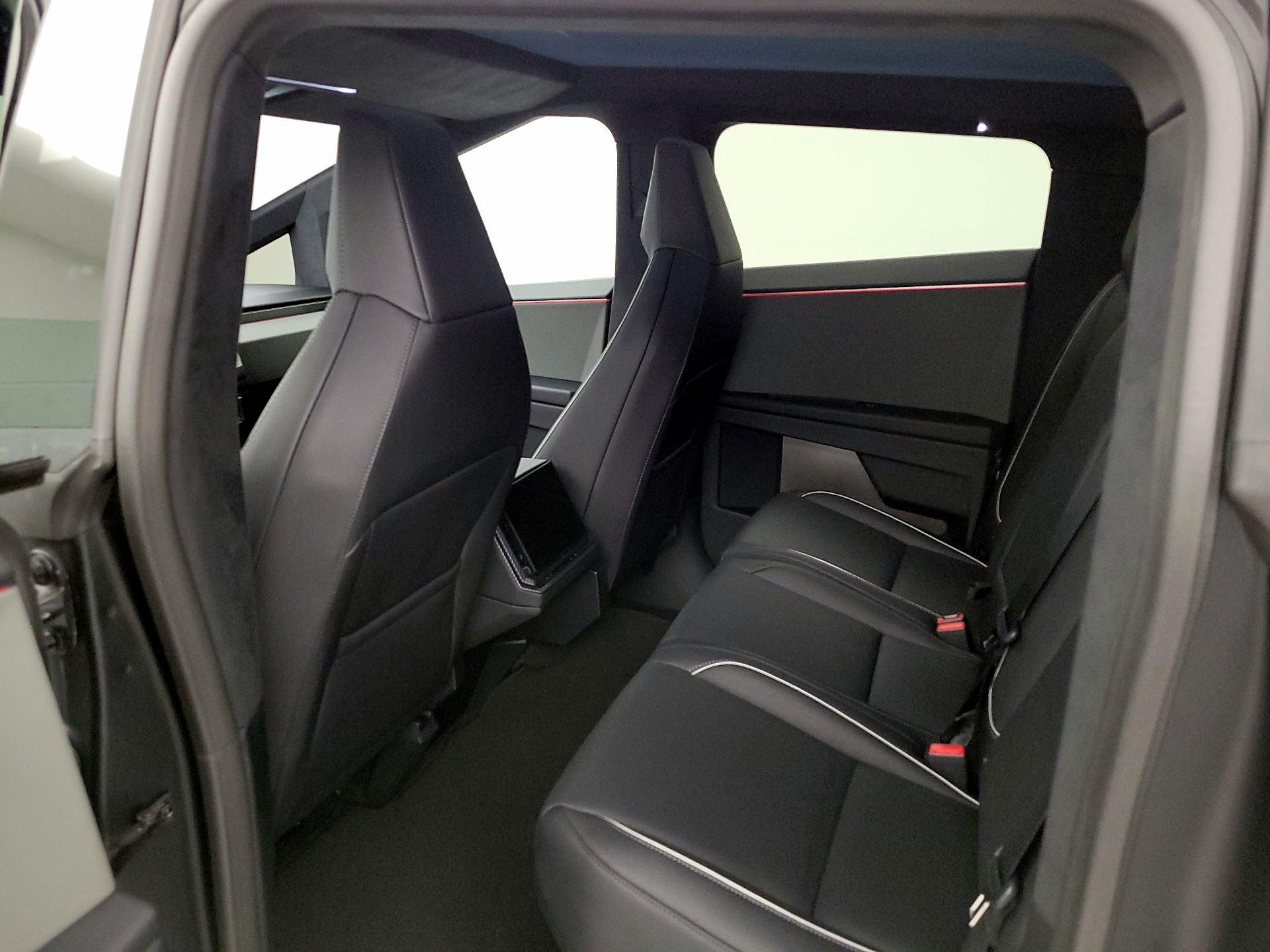 Thumbnail: 2024 Tesla Cybertruck - 17