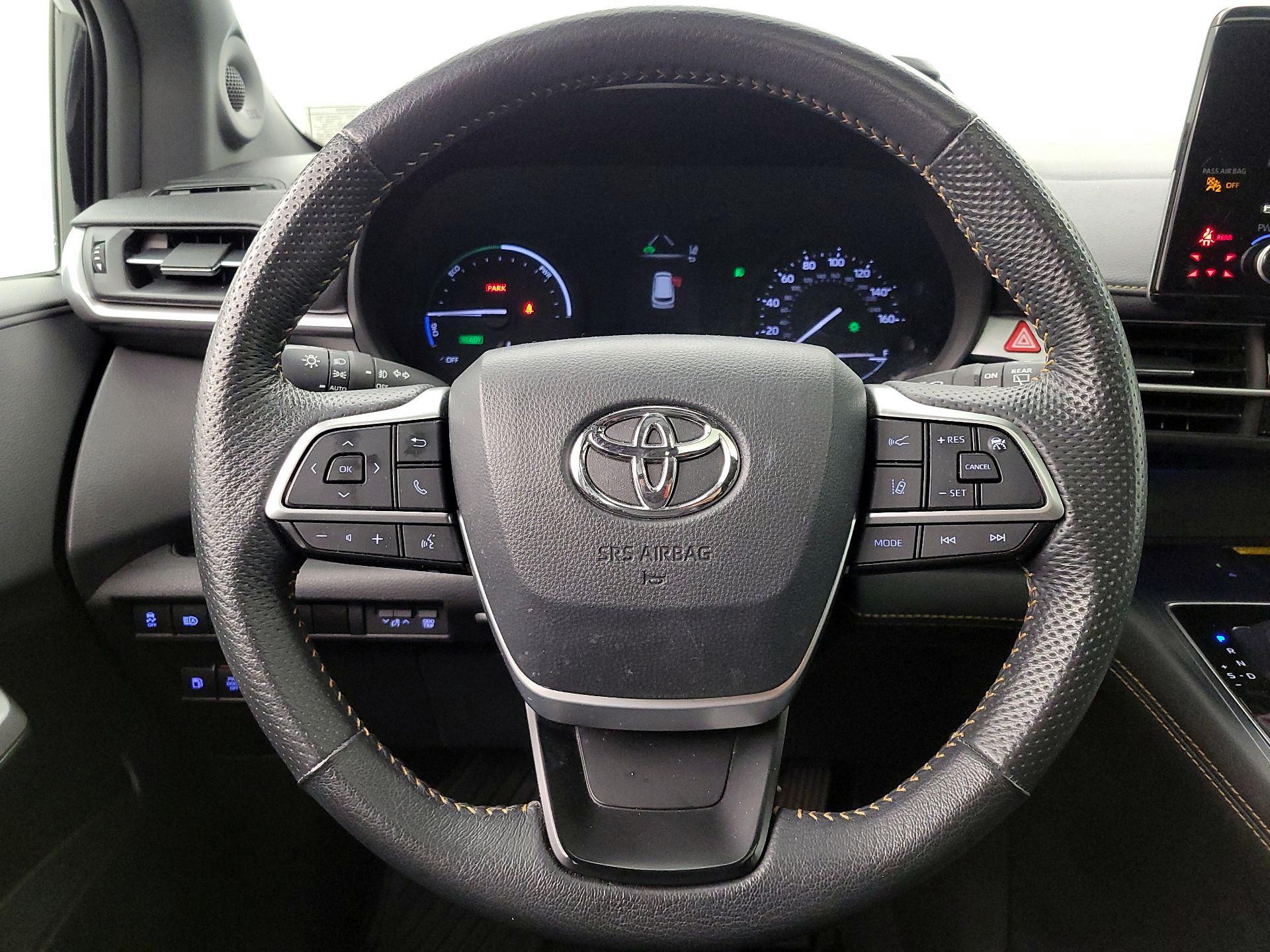 Thumbnail: 2024 Toyota Sienna - 10