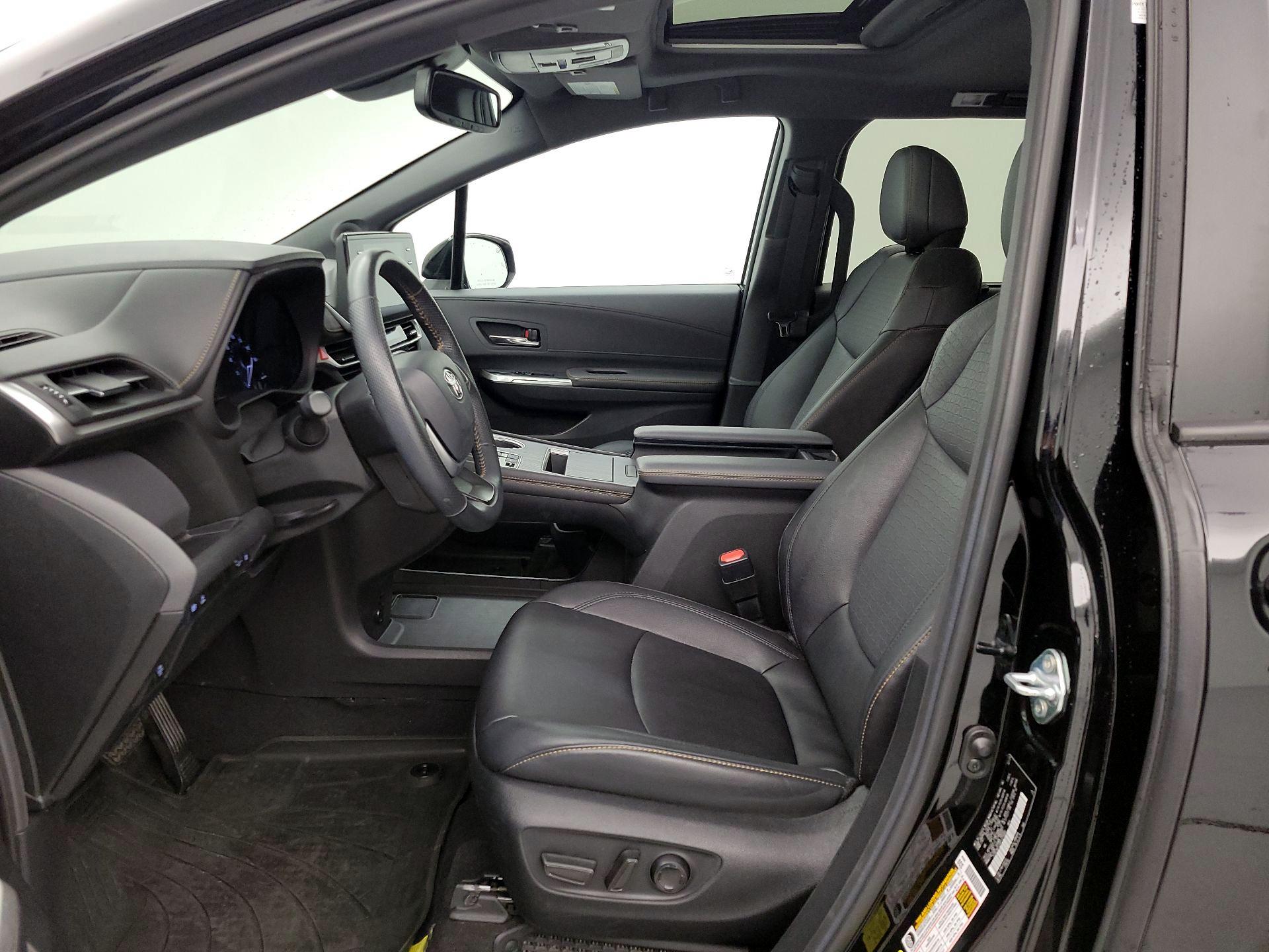 Thumbnail: 2024 Toyota Sienna - 11