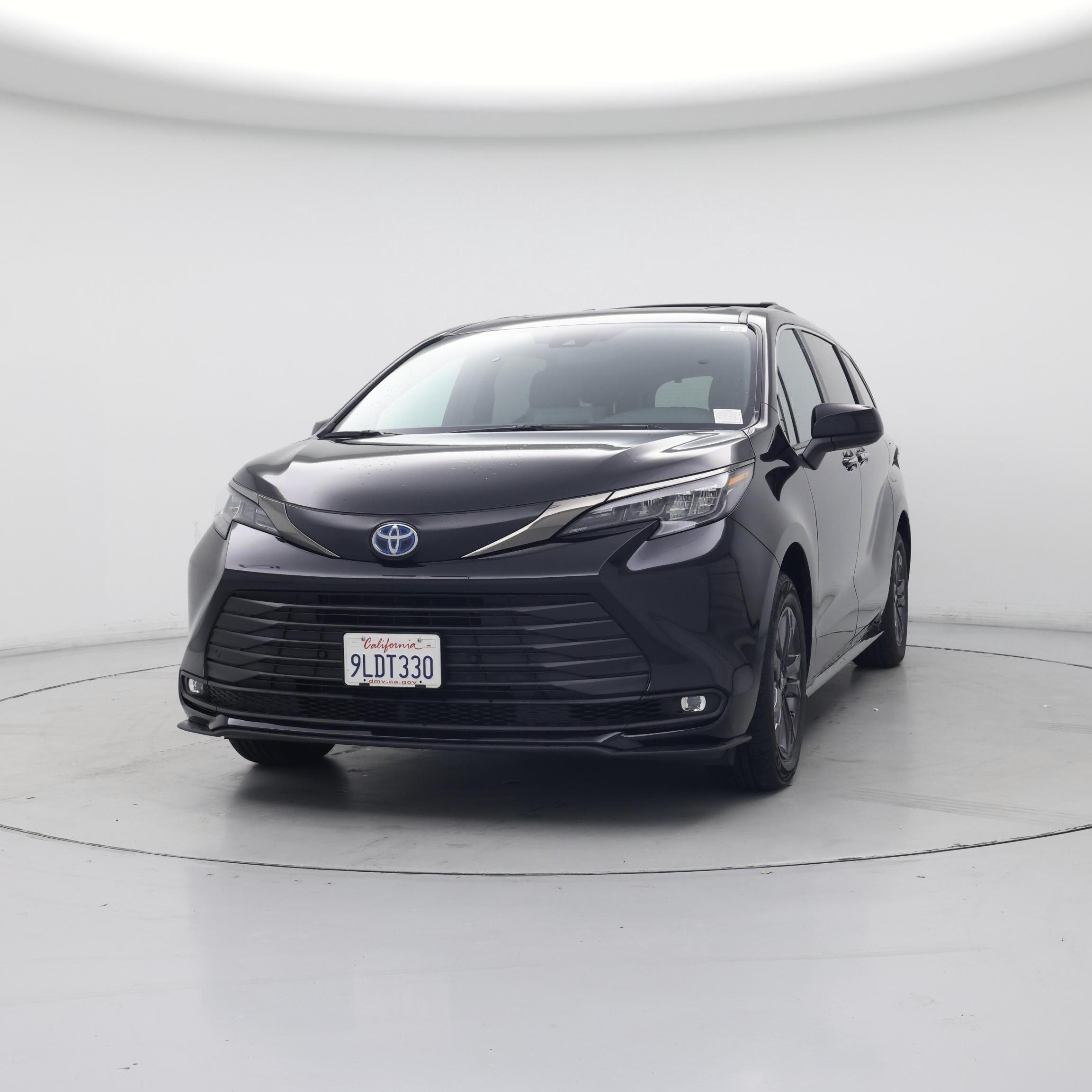 Thumbnail: 2024 Toyota Sienna - 4