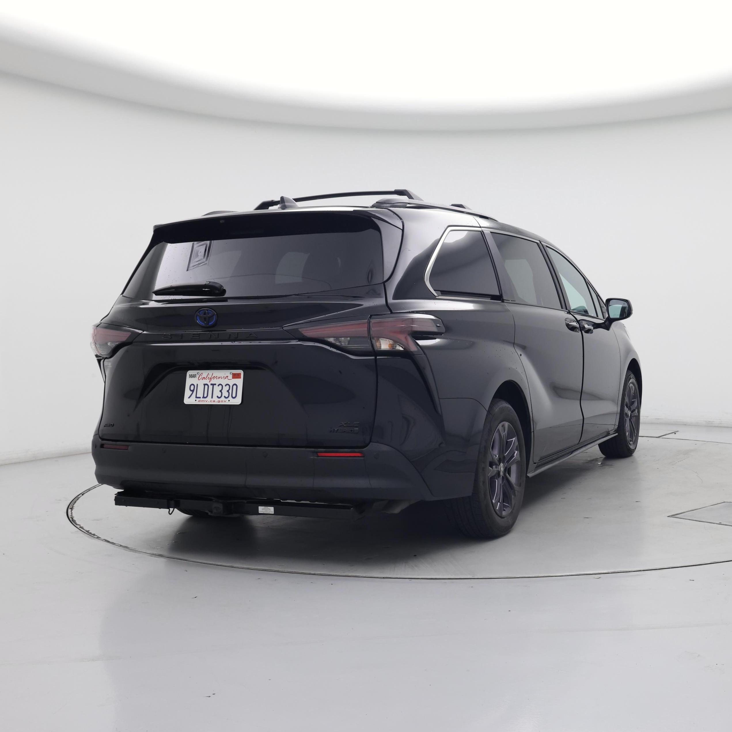 Thumbnail: 2024 Toyota Sienna - 8