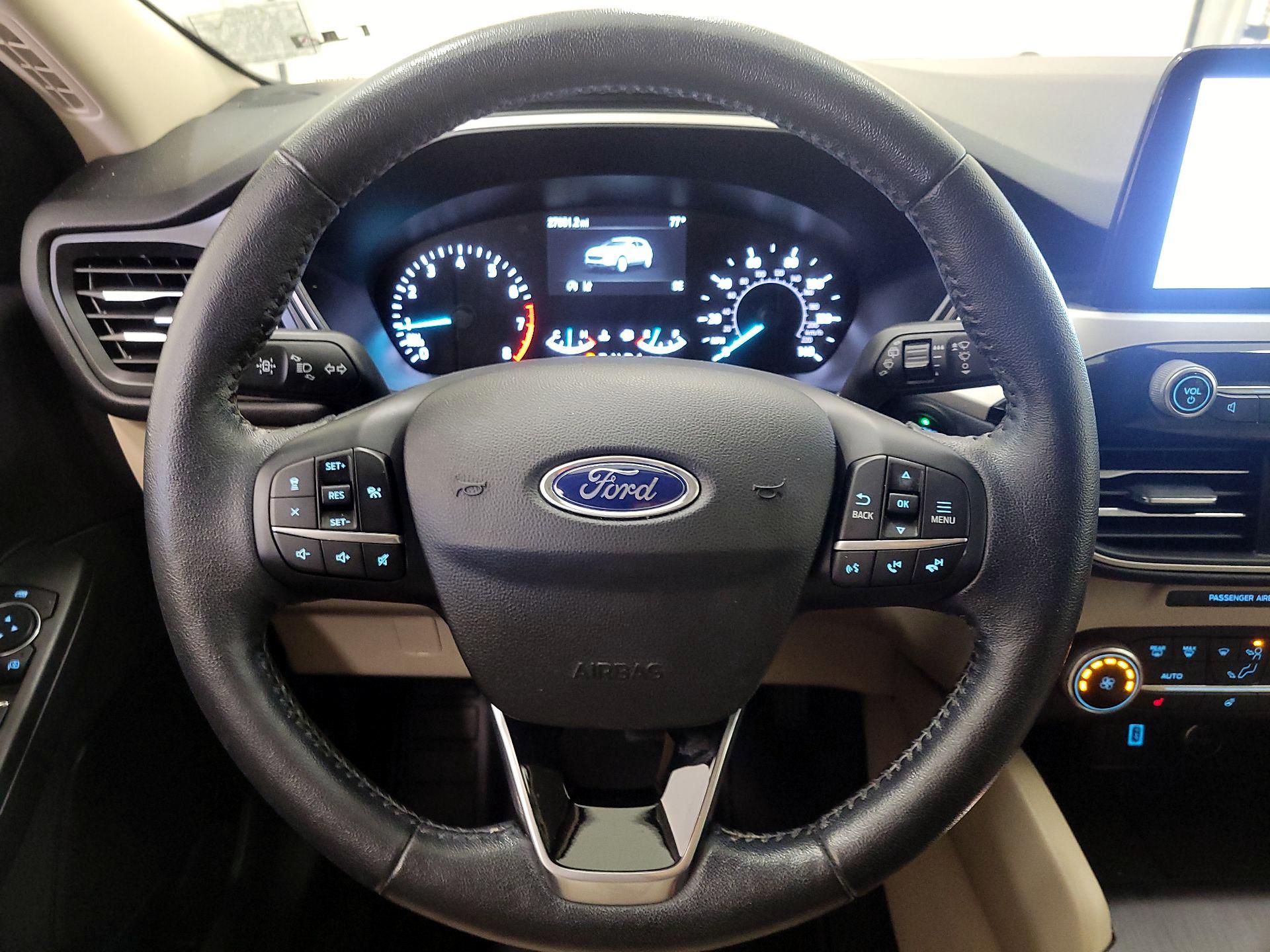 Thumbnail: 2020 Ford Escape - 10