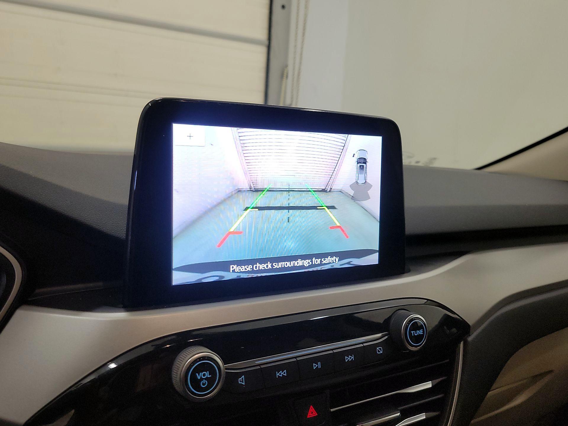 Thumbnail: 2020 Ford Escape - 15