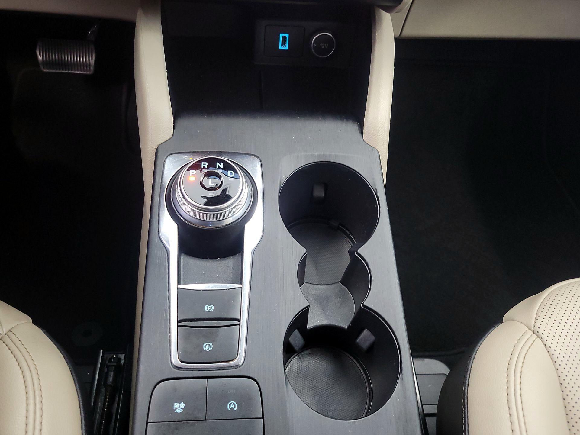 Thumbnail: 2020 Ford Escape - 18