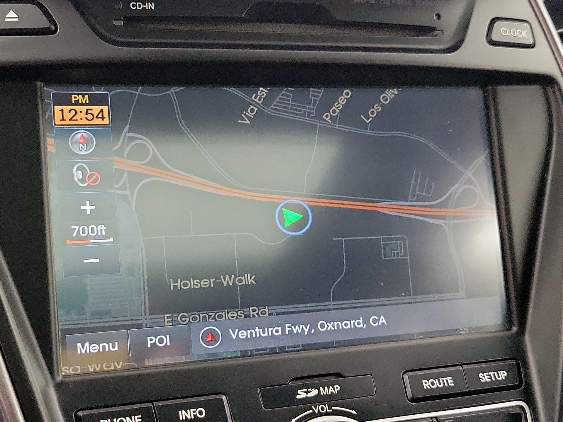 Thumbnail: 2015 Hyundai Santa Fe - 14