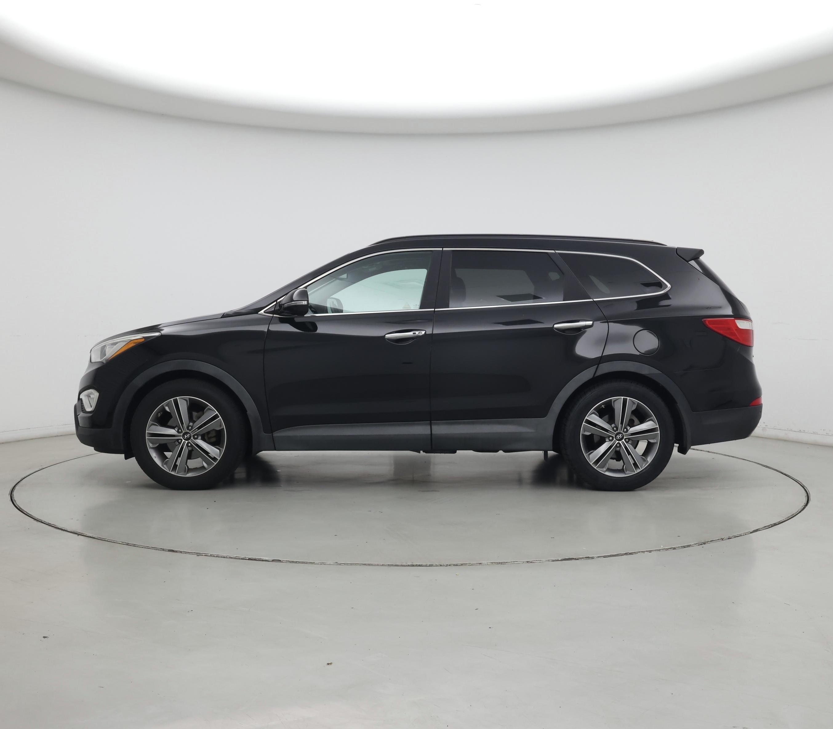 Thumbnail: 2015 Hyundai Santa Fe - 3
