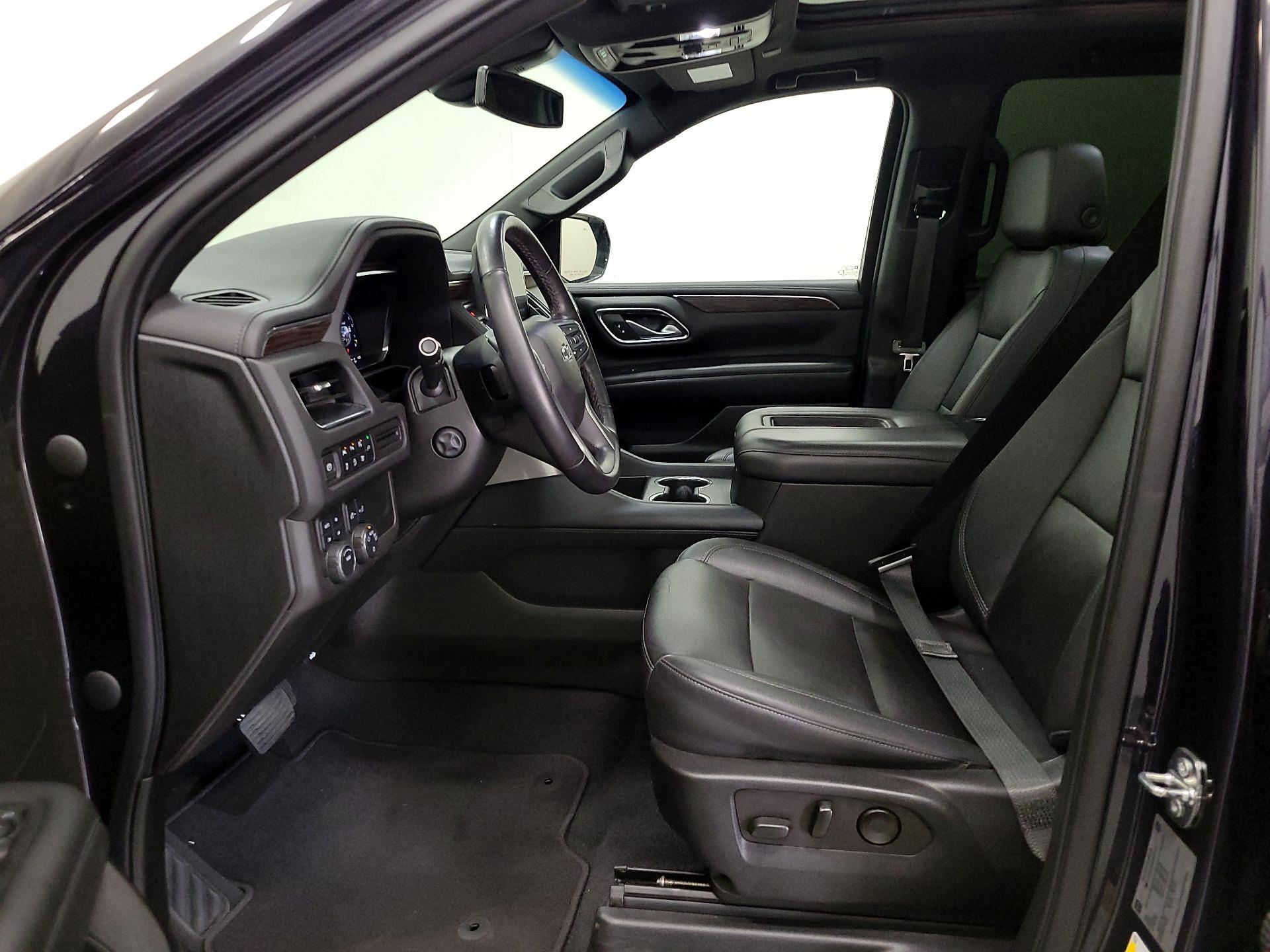 Thumbnail: 2022 Chevrolet Suburban - 11