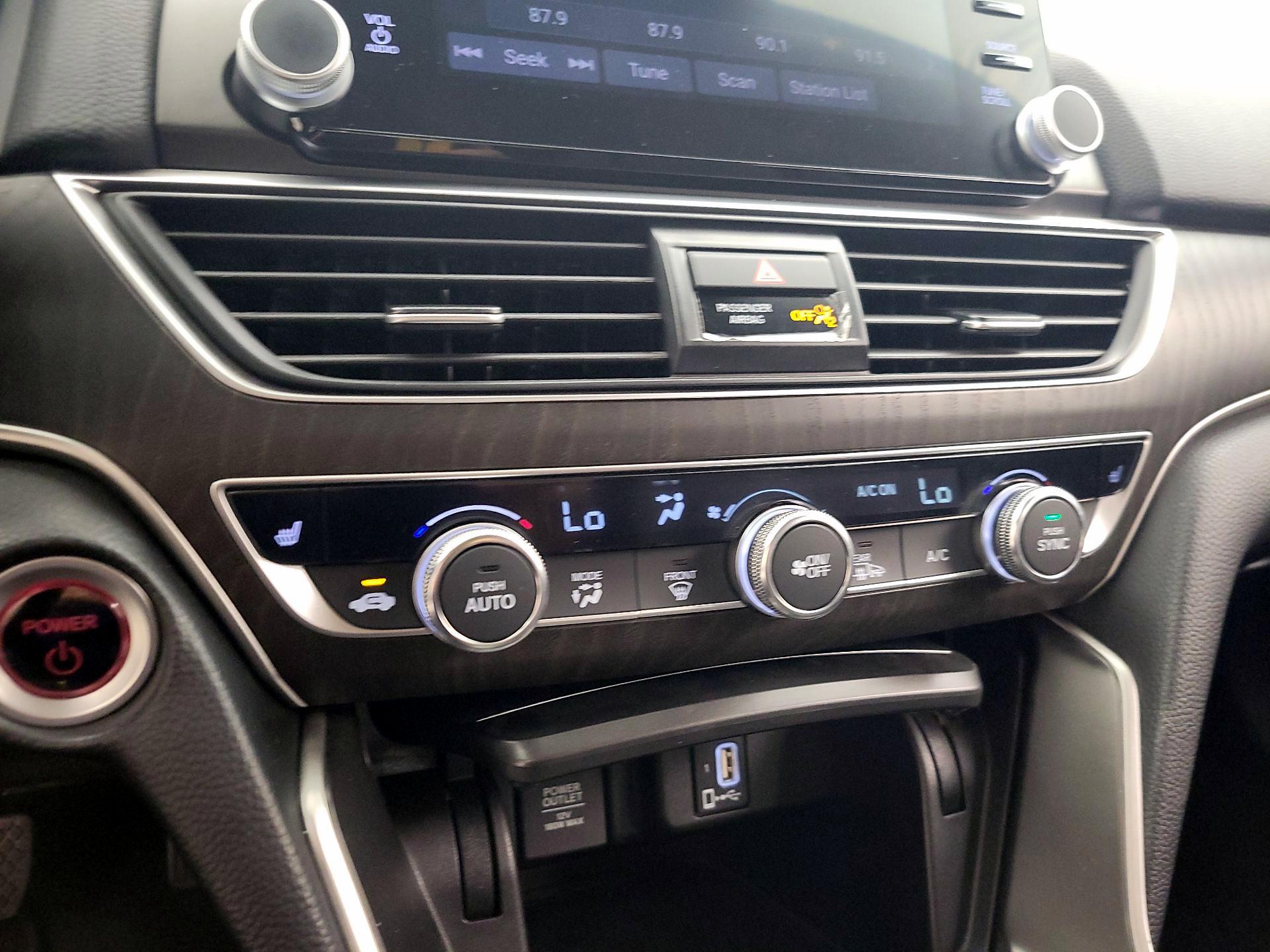 Thumbnail: 2018 Honda Accord - 16