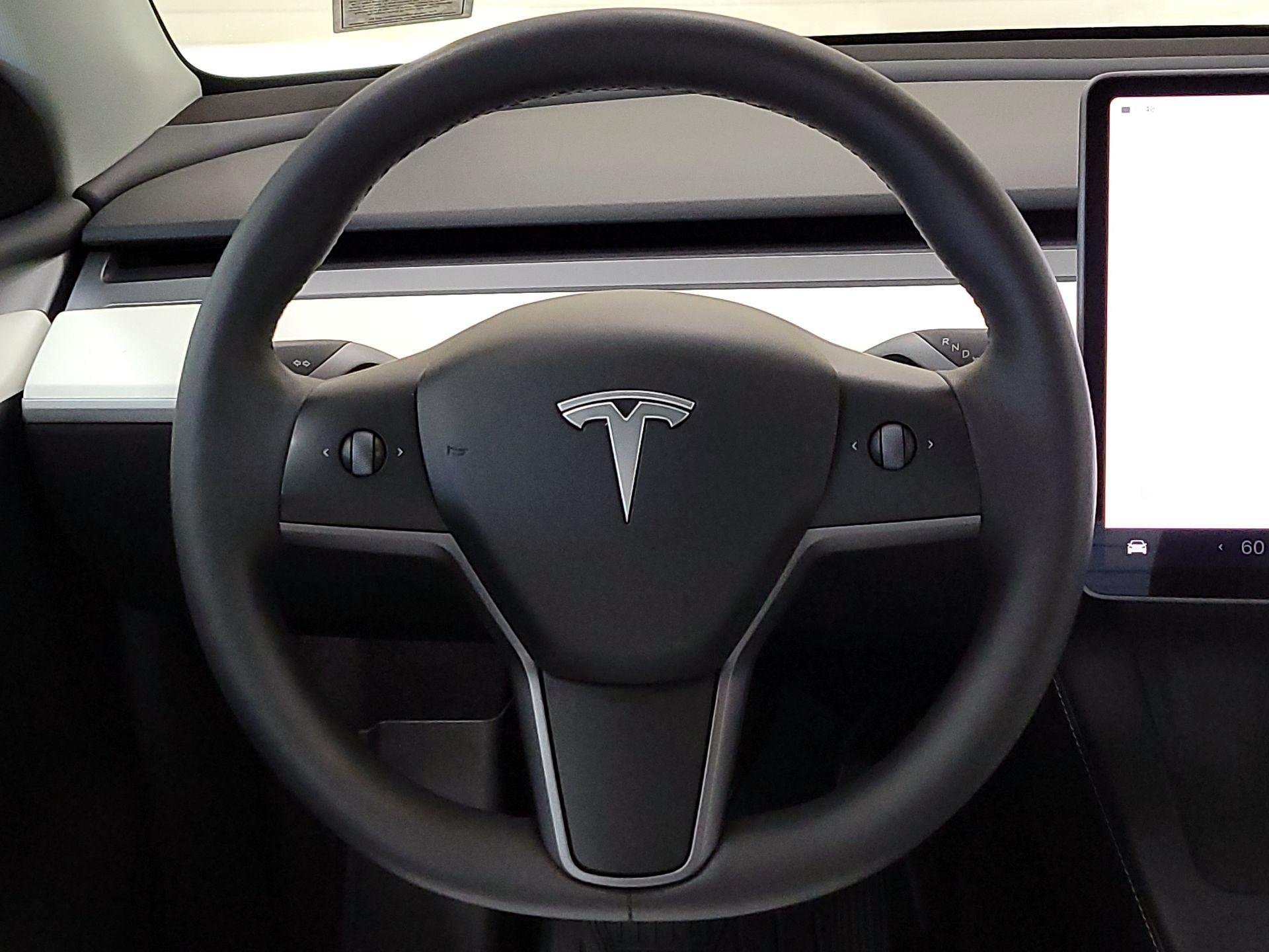 Thumbnail: 2024 Tesla Model Y - 10