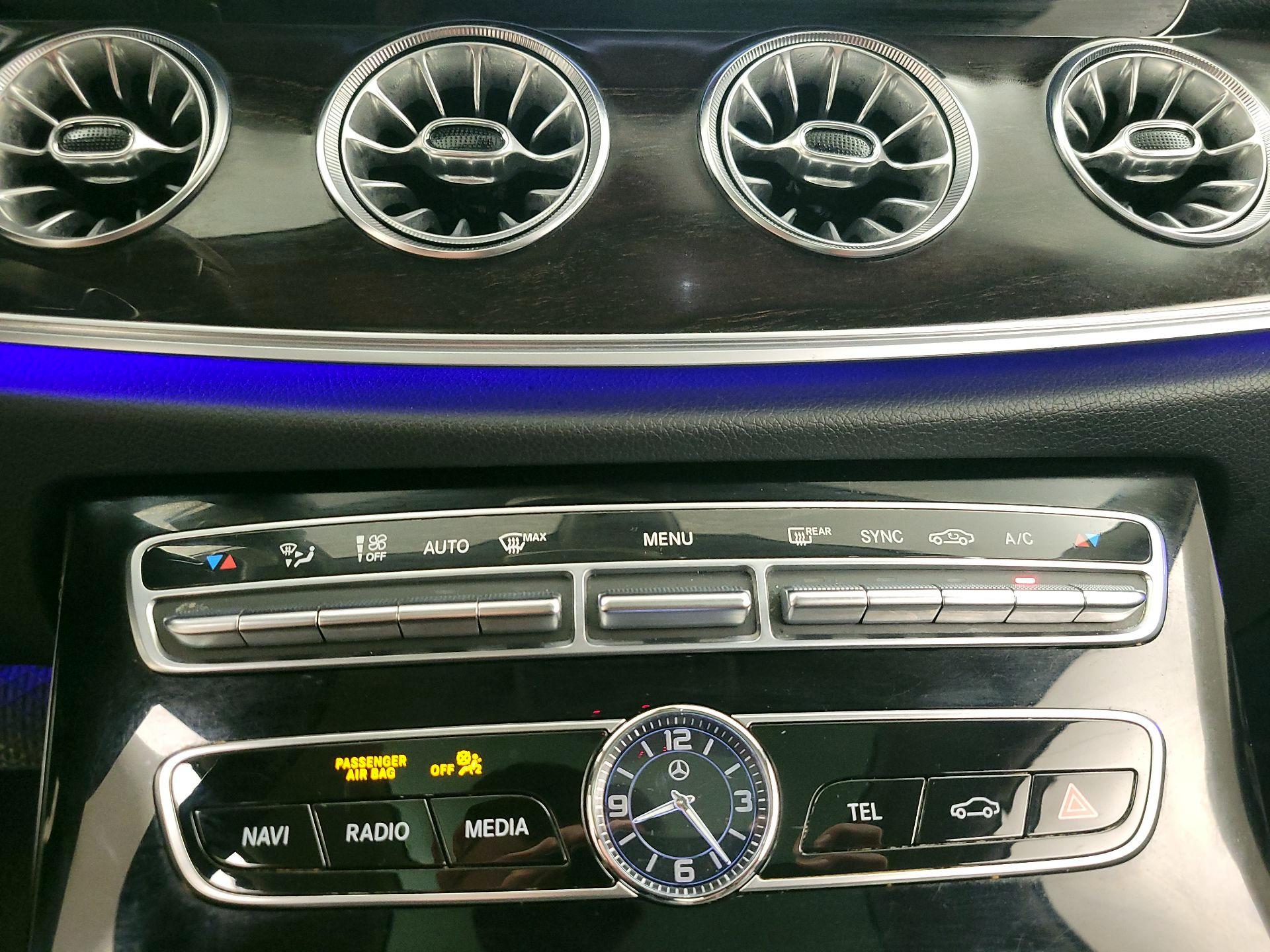 Thumbnail: 2018 Mercedes-Benz E-Class - 16