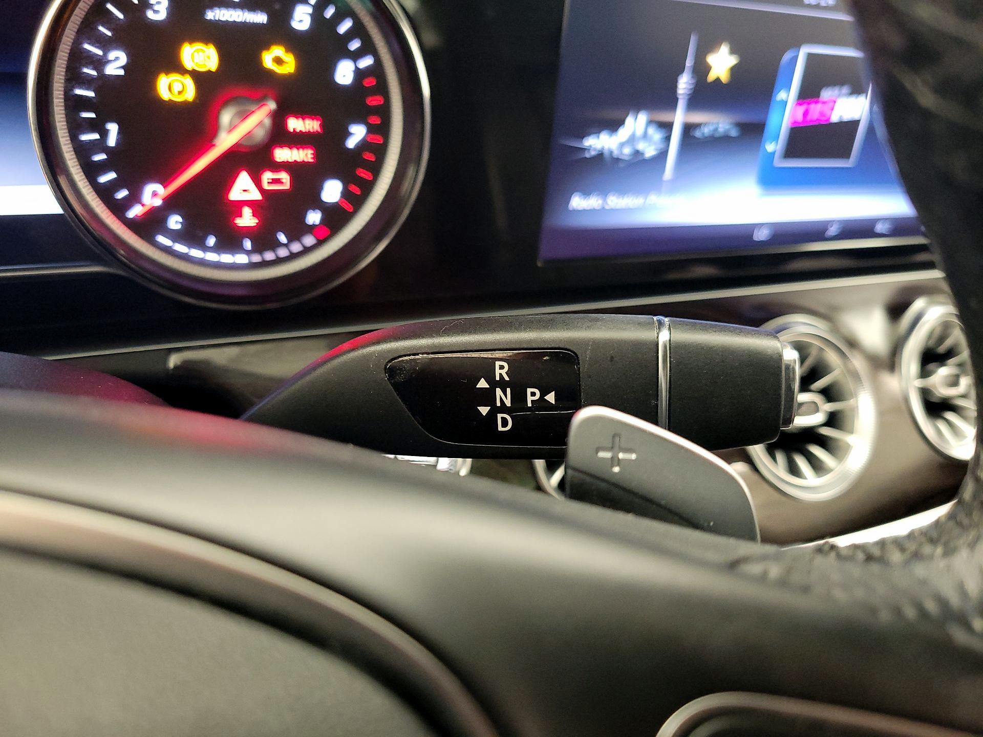 Thumbnail: 2018 Mercedes-Benz E-Class - 17