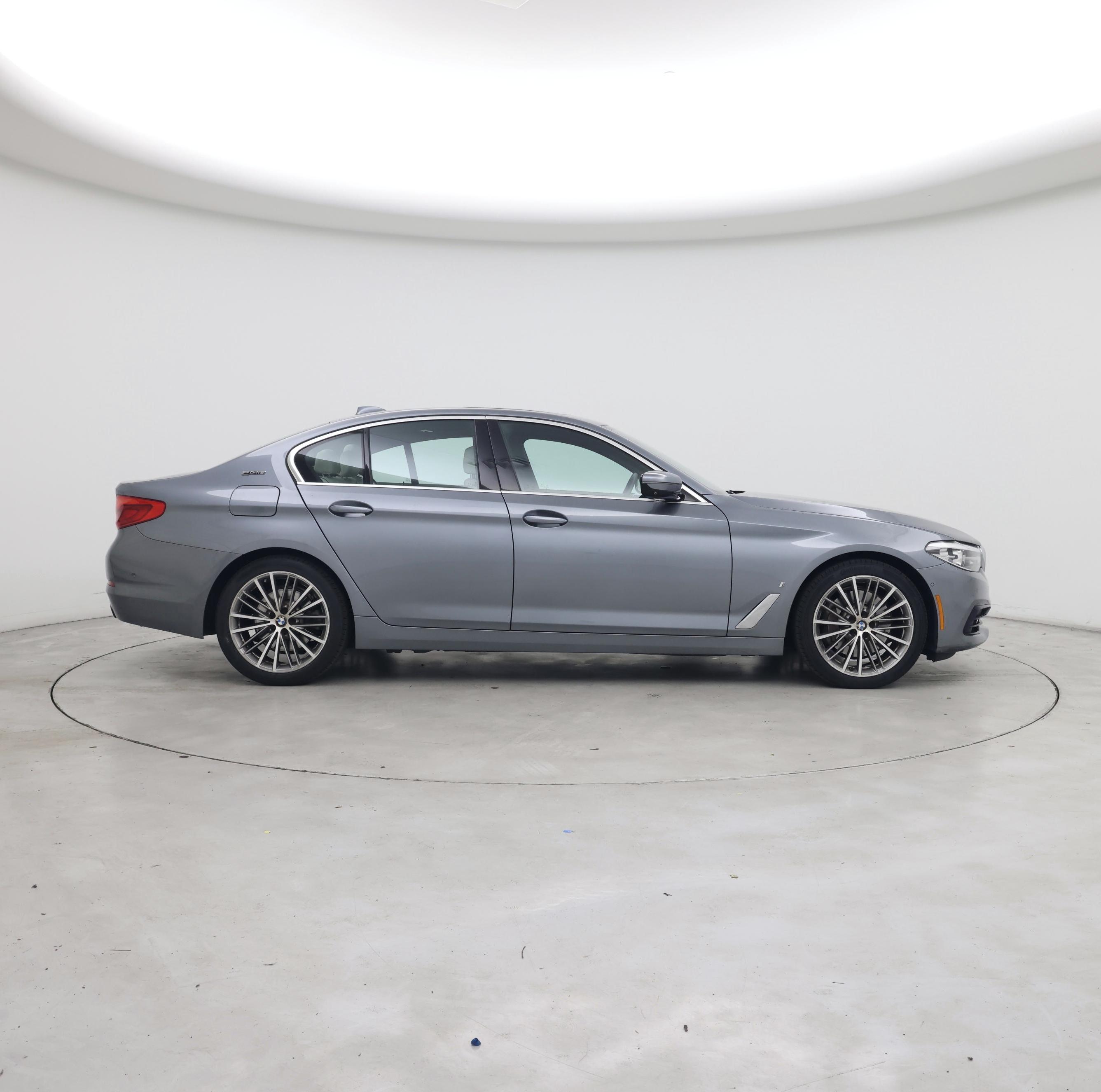 Thumbnail: 2019 BMW 5 Series - 7