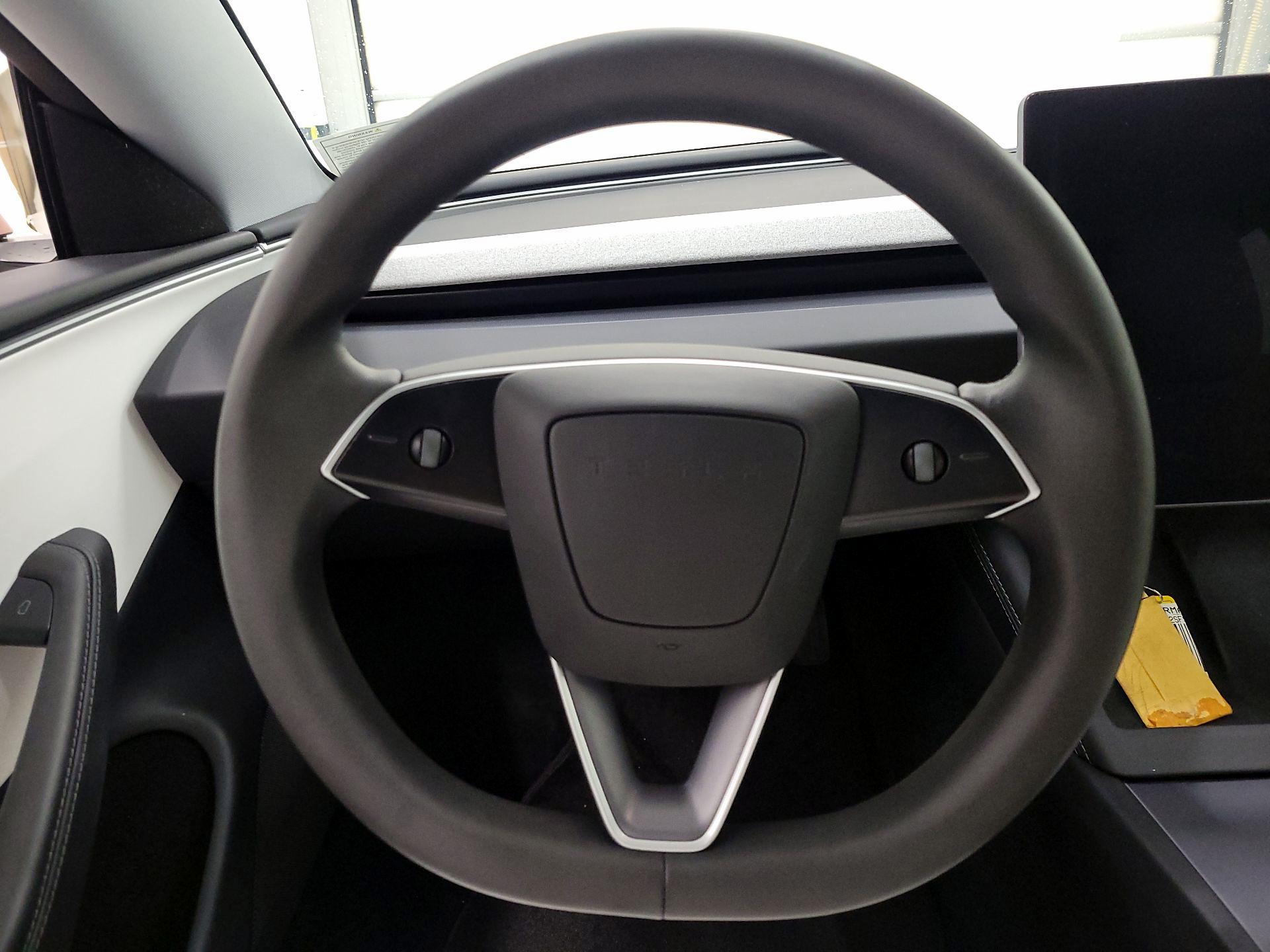 Thumbnail: 2025 Tesla Model 3 - 10