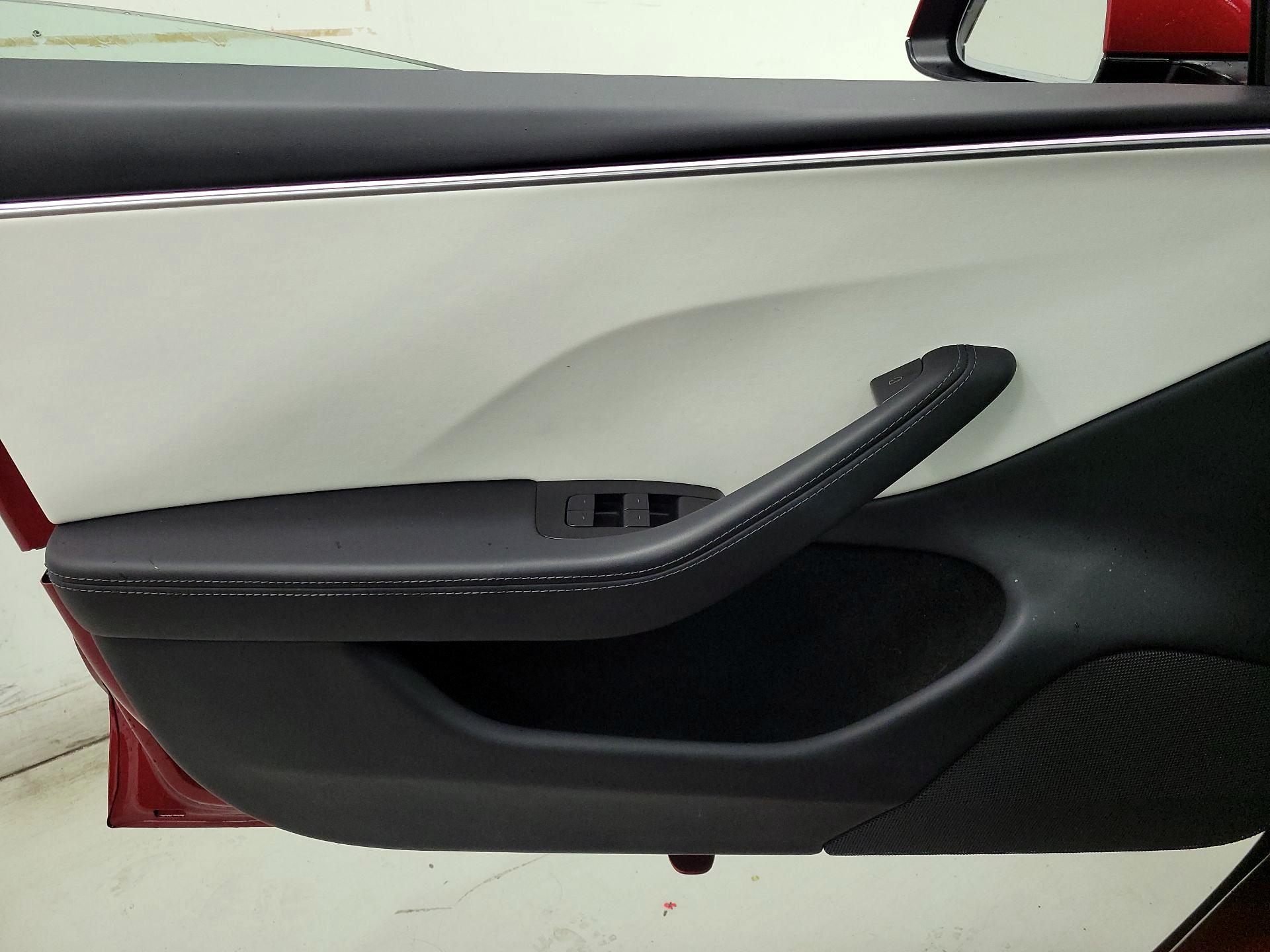 Thumbnail: 2025 Tesla Model 3 - 12