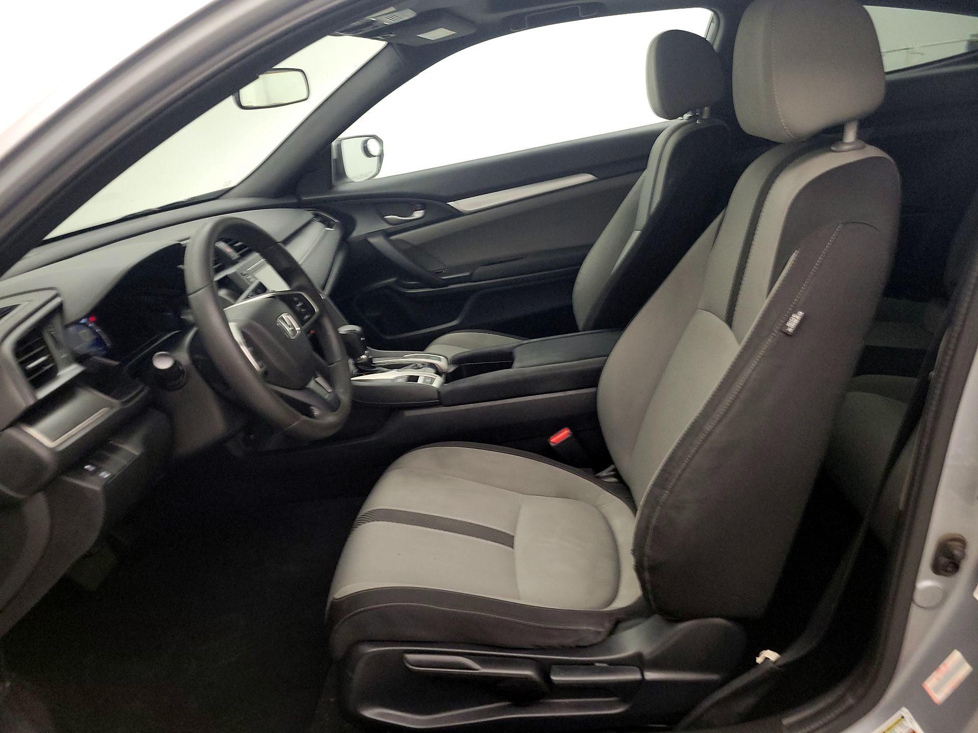Thumbnail: 2016 Honda Civic - 11