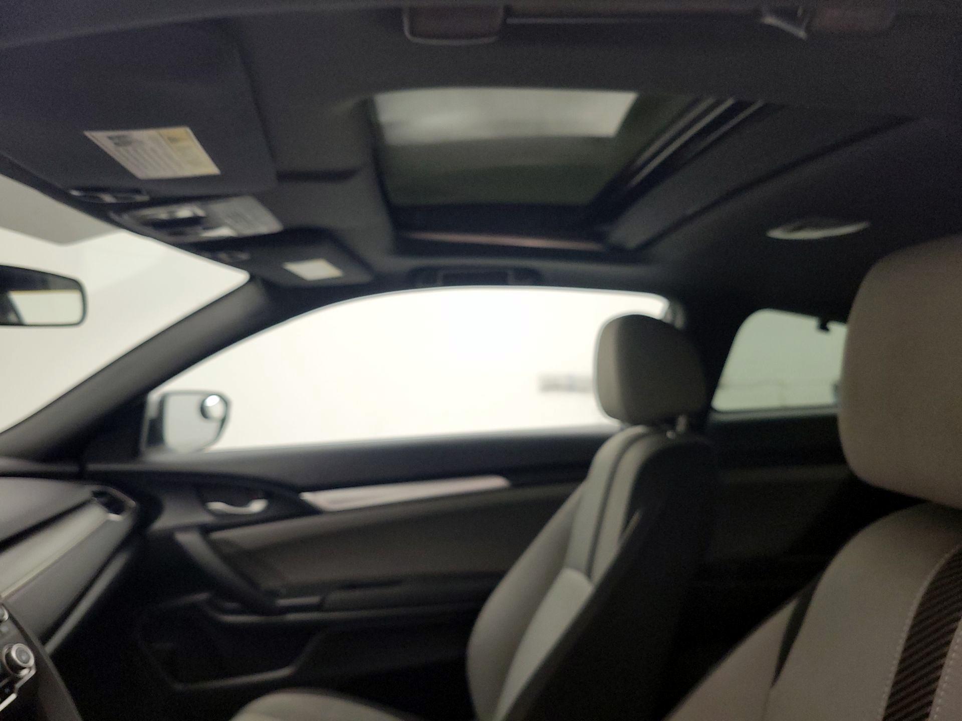 Thumbnail: 2016 Honda Civic - 19
