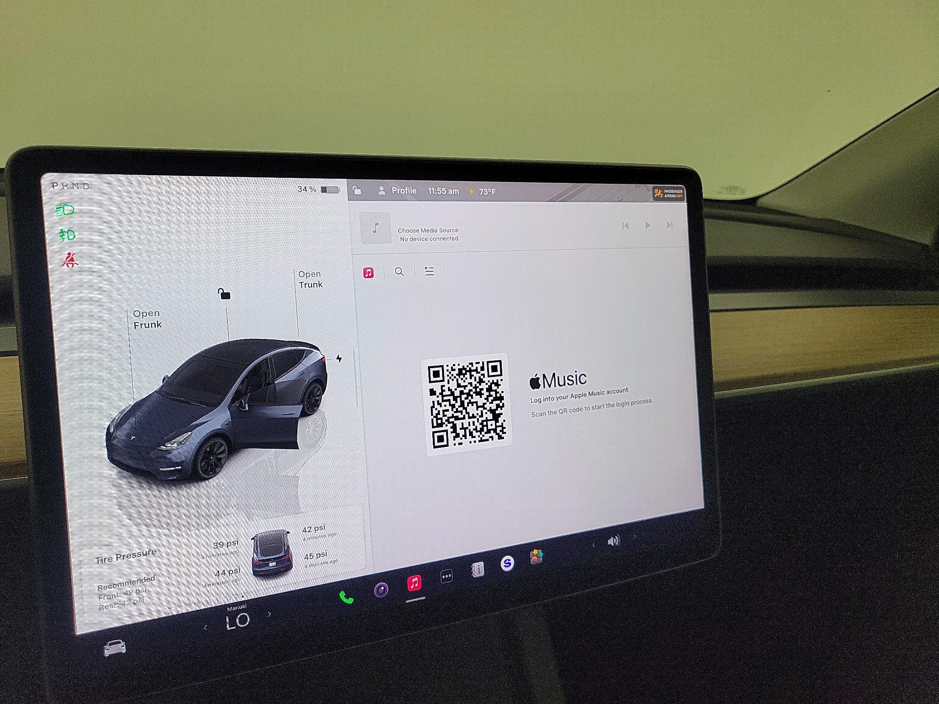 Thumbnail: 2023 Tesla Model Y - 15